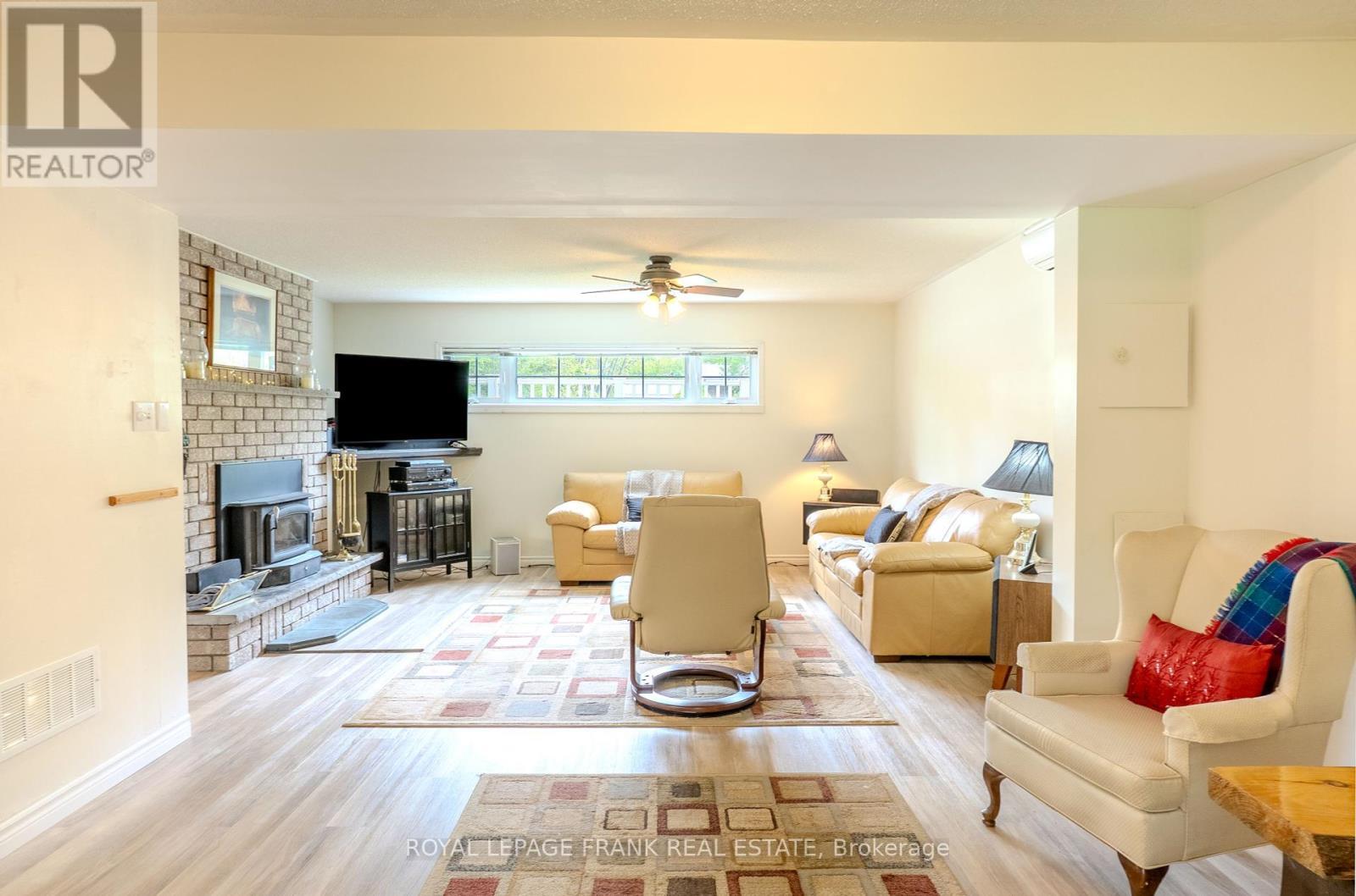 












97 PIRATES GLEN DRIVE

,
Trent Lakes,




Ontario
K0M1A0

