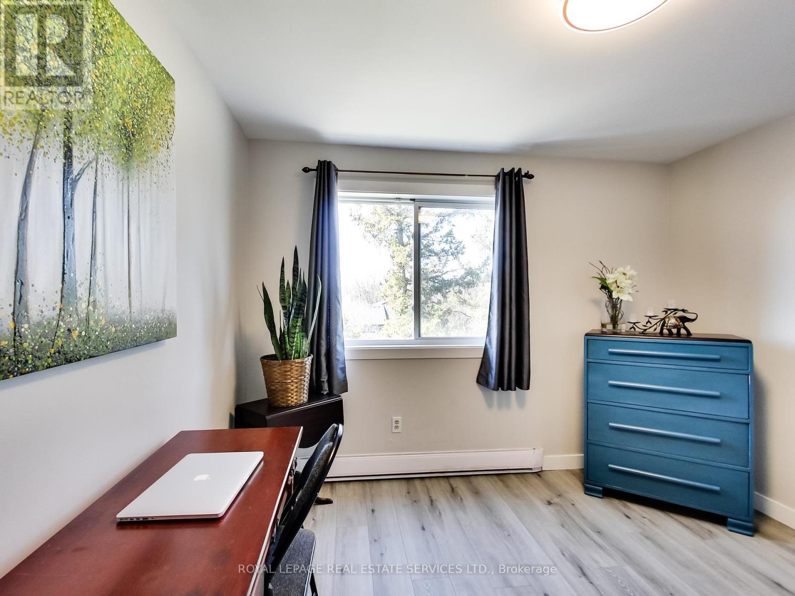 












5 - 1008 FALGARWOOD DRIVE

,
Oakville,




Ontario
L6H2P5

