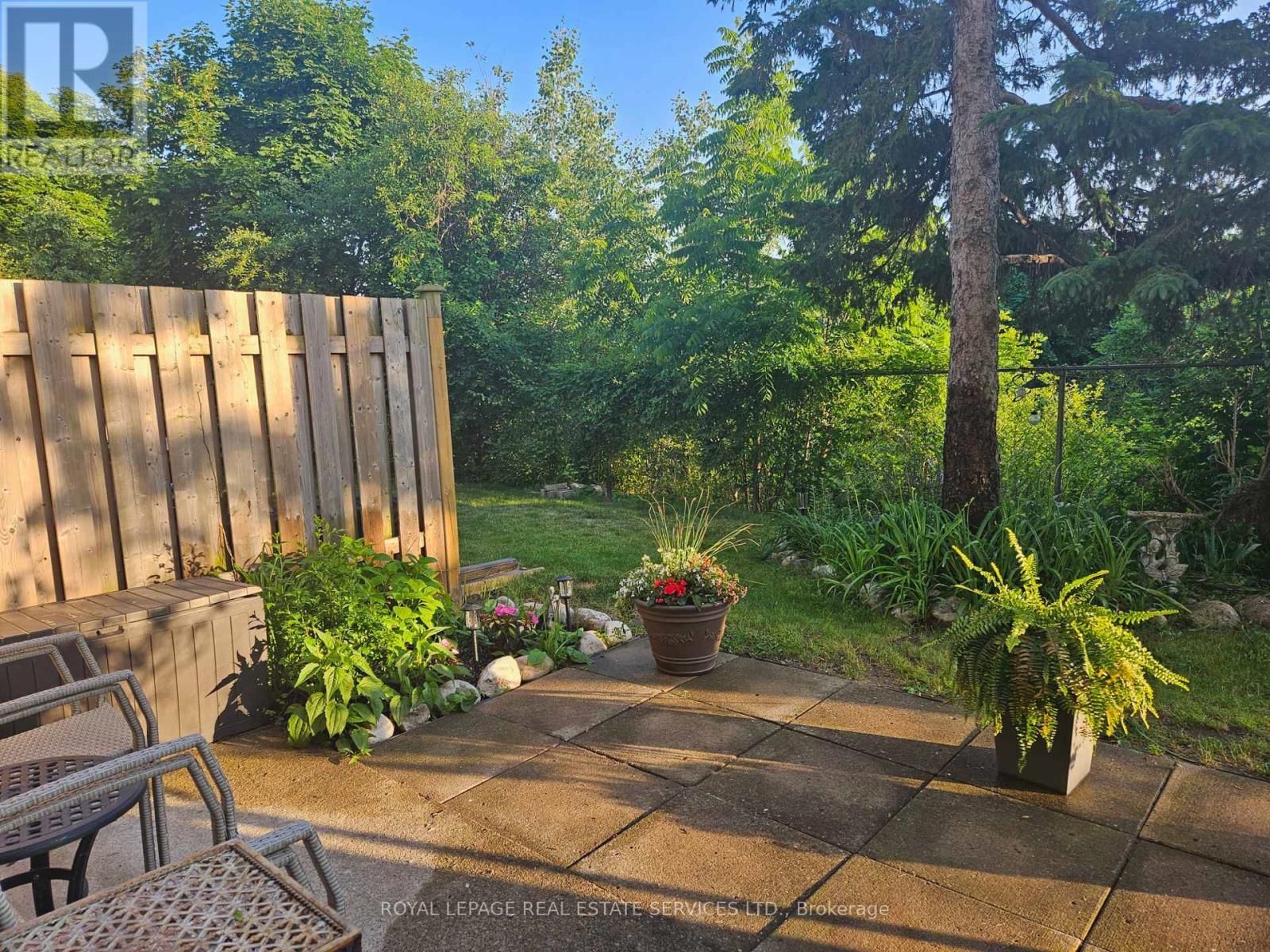 












5 - 1008 FALGARWOOD DRIVE

,
Oakville,




Ontario
L6H2P5

