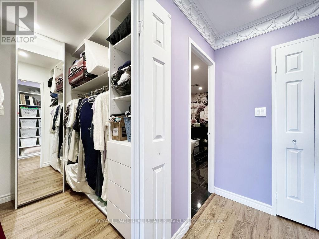 












108 - 5444 YONGE STREET

,
Toronto,




Ontario
M2N6J4

