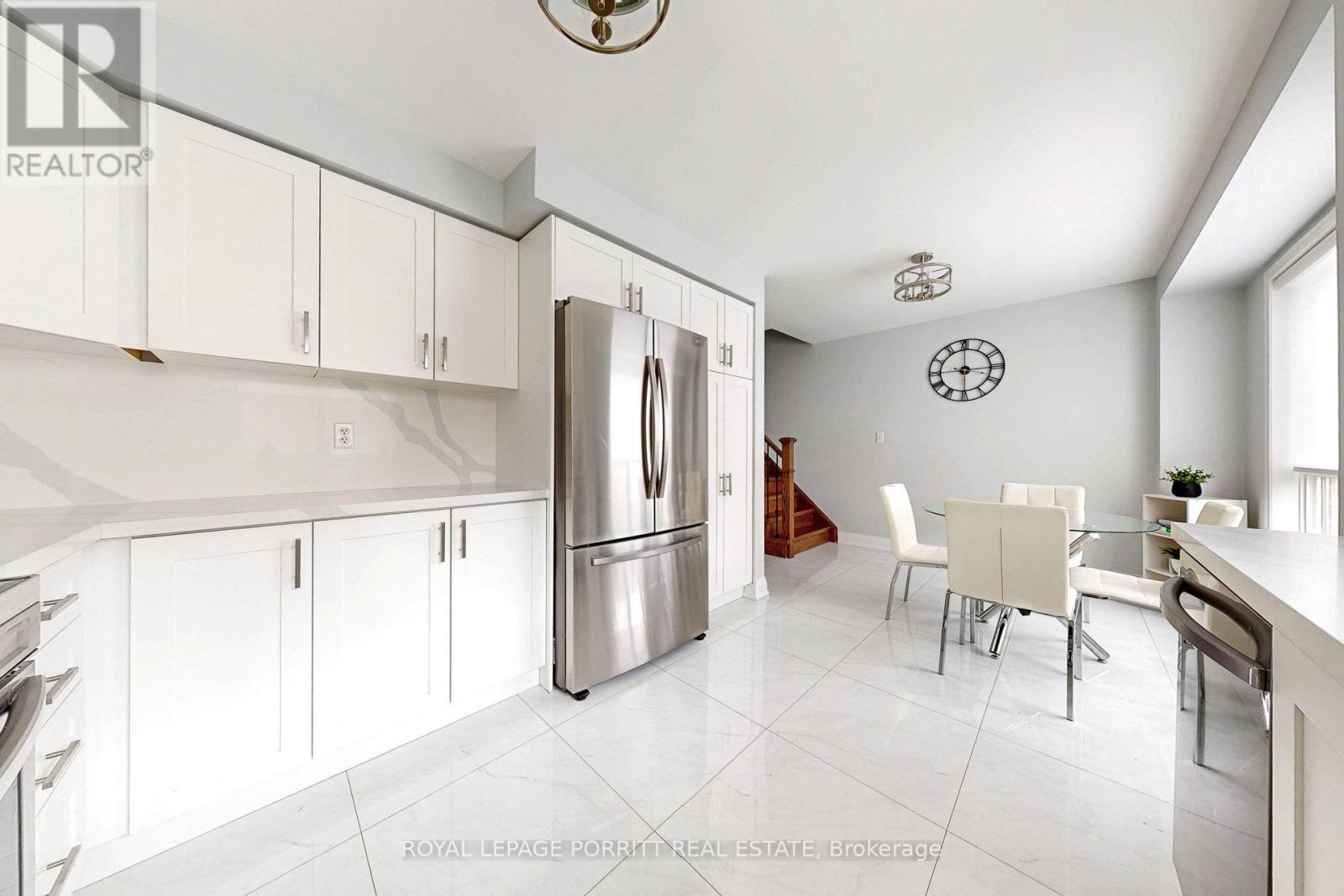 












151 DECKER HOLLOW CIRCLE S

,
Brampton,




Ontario
L6X0L4

