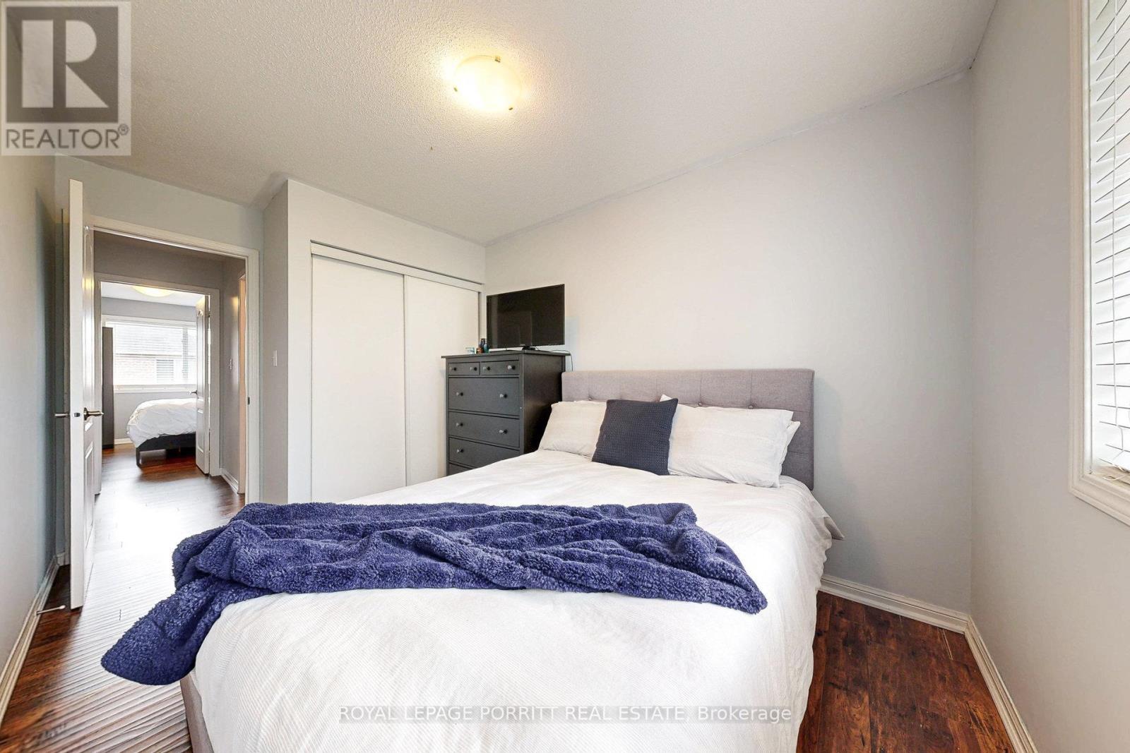 












151 DECKER HOLLOW CIRCLE S

,
Brampton,




Ontario
L6X0L4

