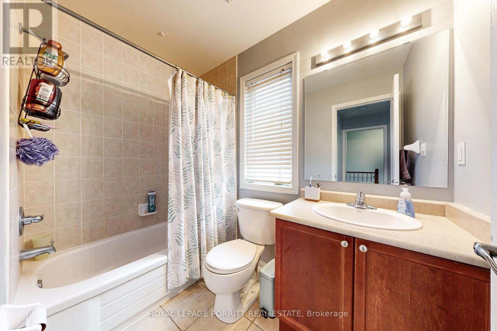 












151 DECKER HOLLOW CIRCLE S

,
Brampton,




Ontario
L6X0L4

