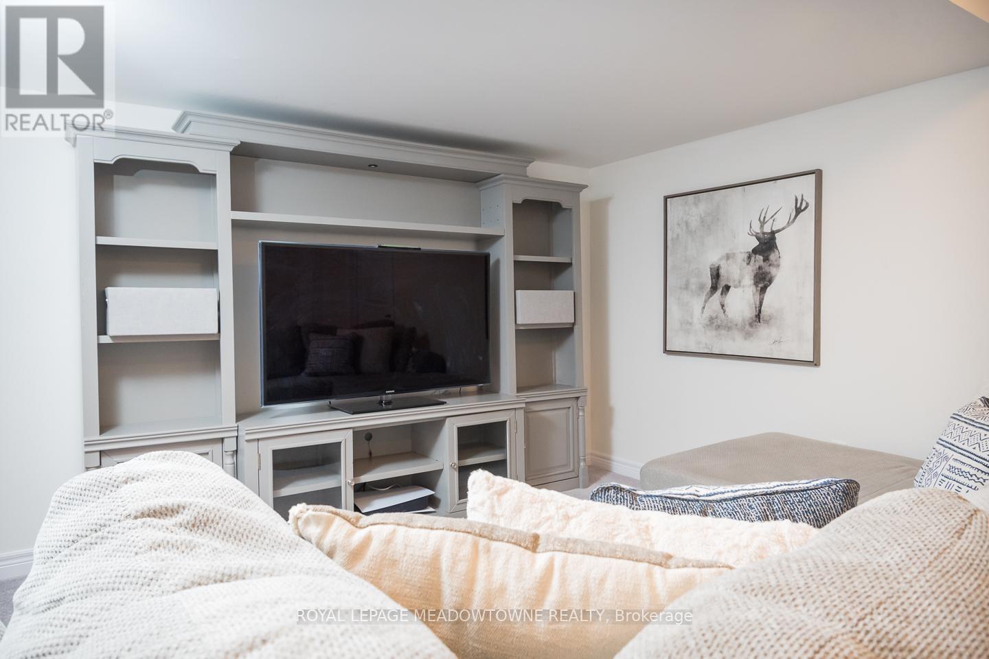 












1397 HAMMAN WAY

,
Milton,




Ontario
L9E1K4

