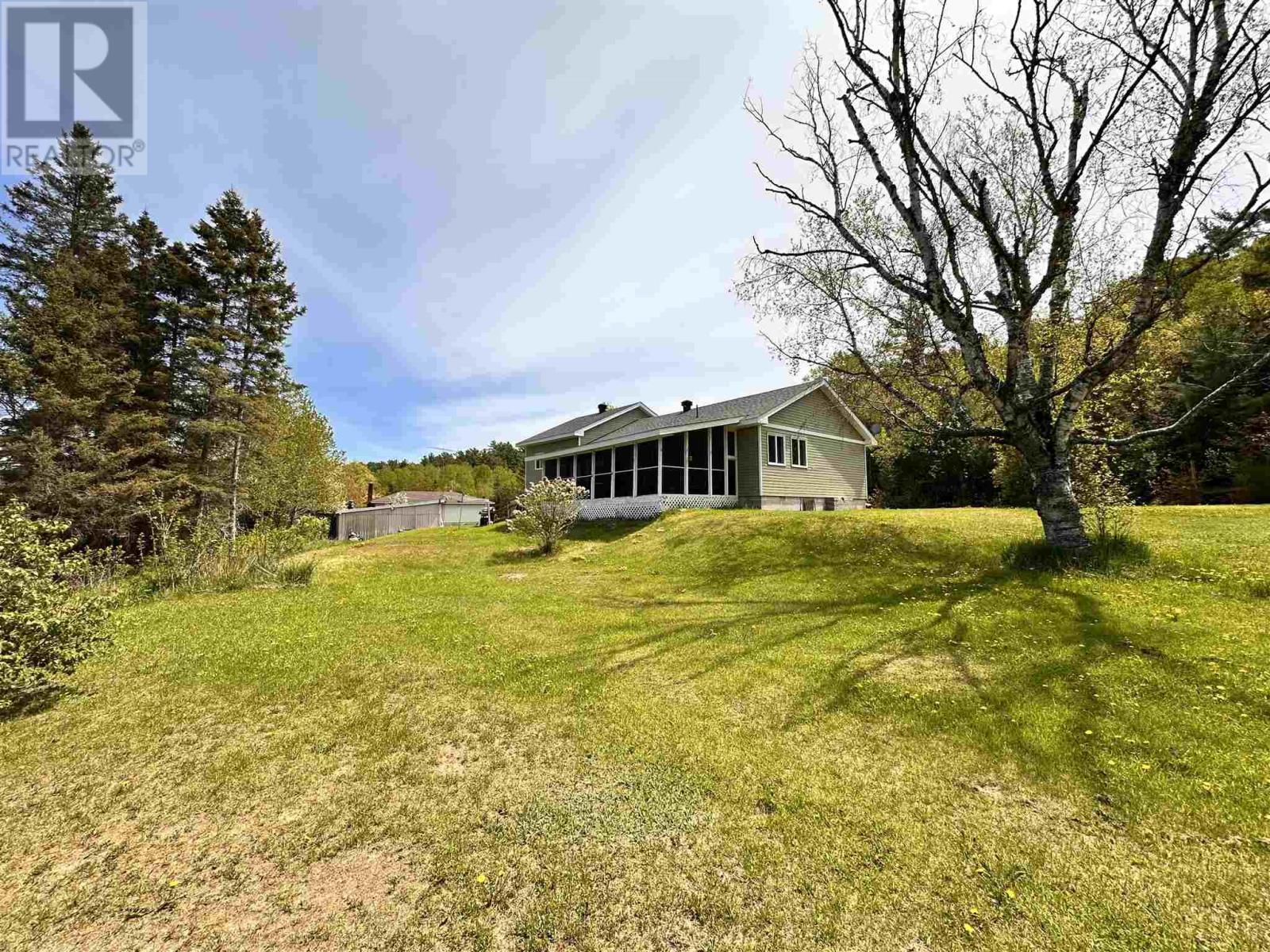 












1157 Martin RD

,
Spragge,




Ontario
P0R1K0

