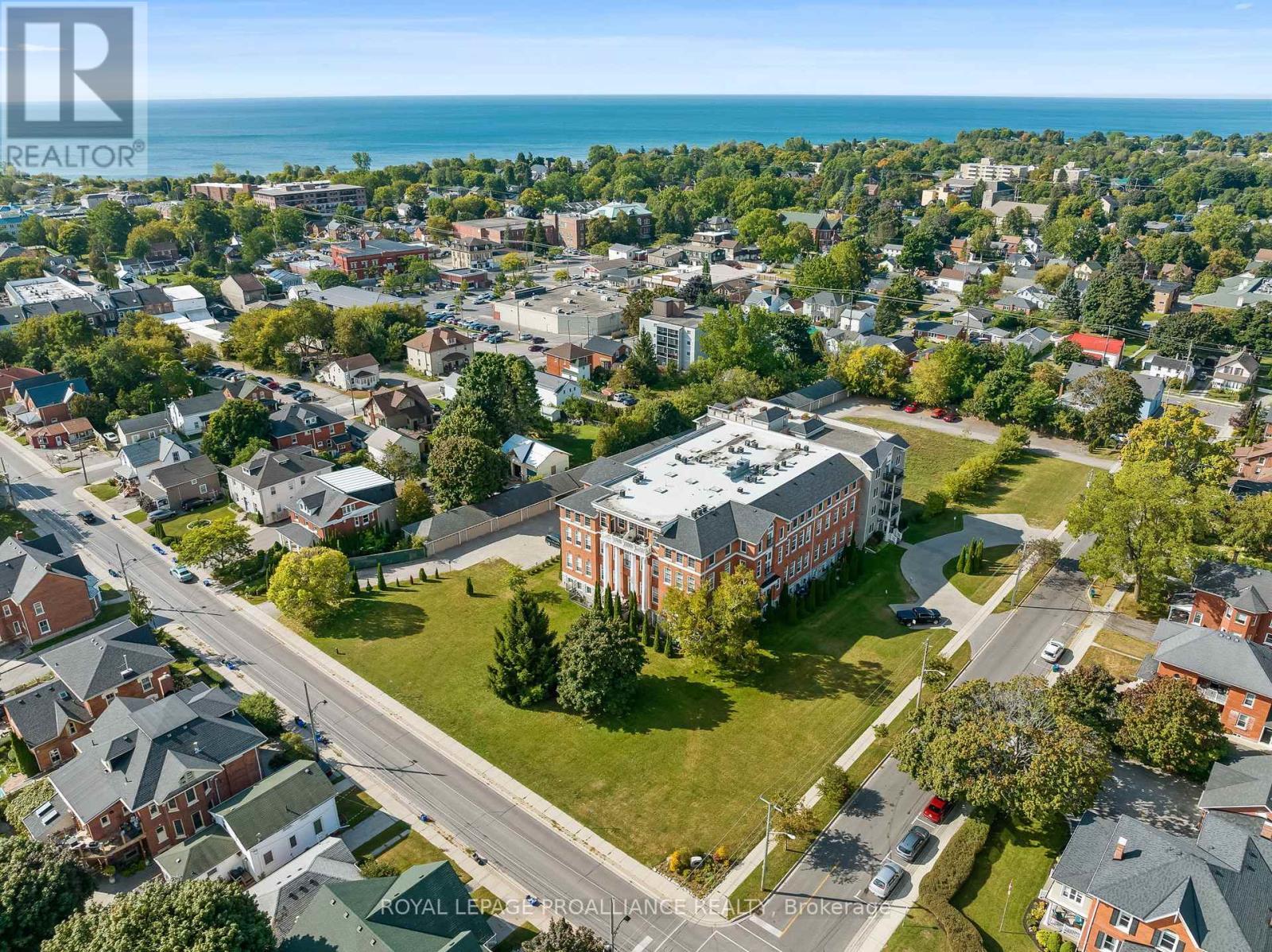 












206 - 323 GEORGE STREET

,
Cobourg,




Ontario
K9A3L9

