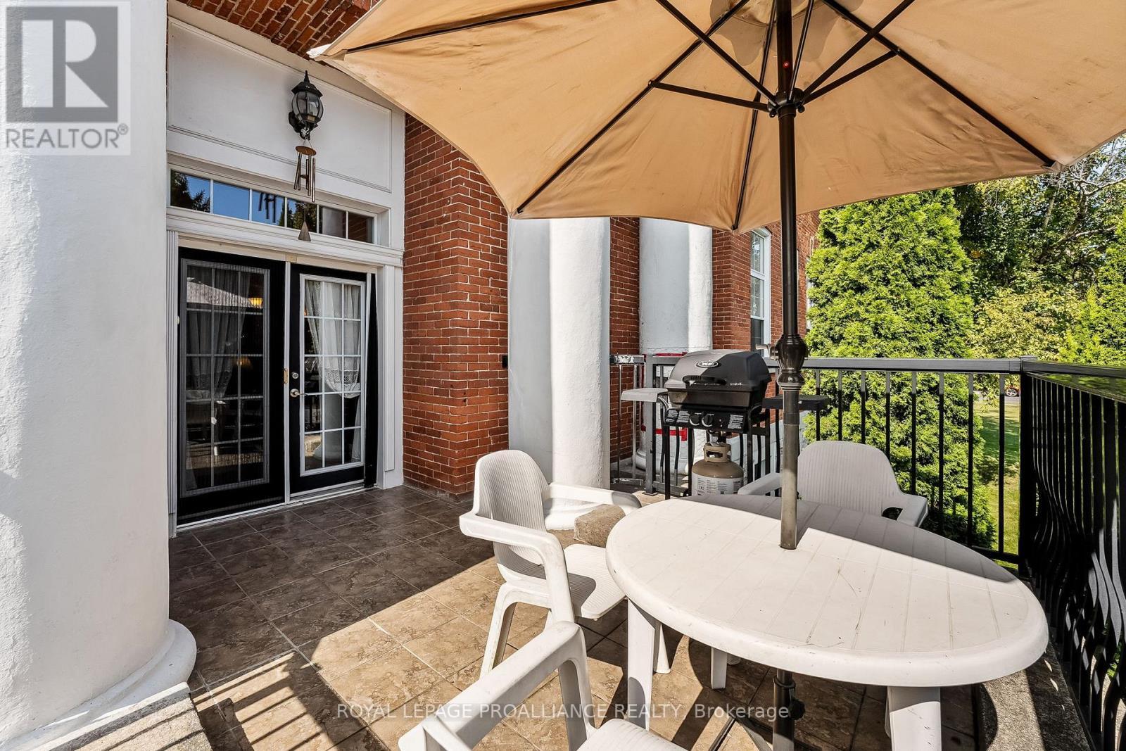 












206 - 323 GEORGE STREET

,
Cobourg,




Ontario
K9A3L9

