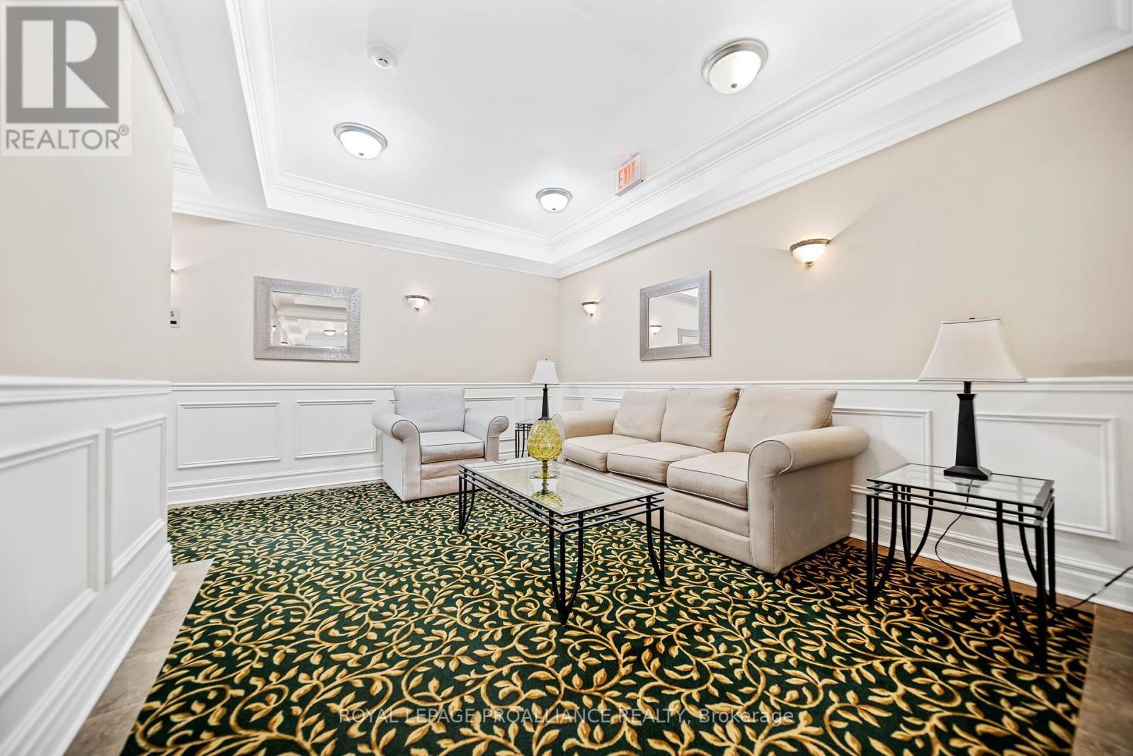 












206 - 323 GEORGE STREET

,
Cobourg,




Ontario
K9A3L9

