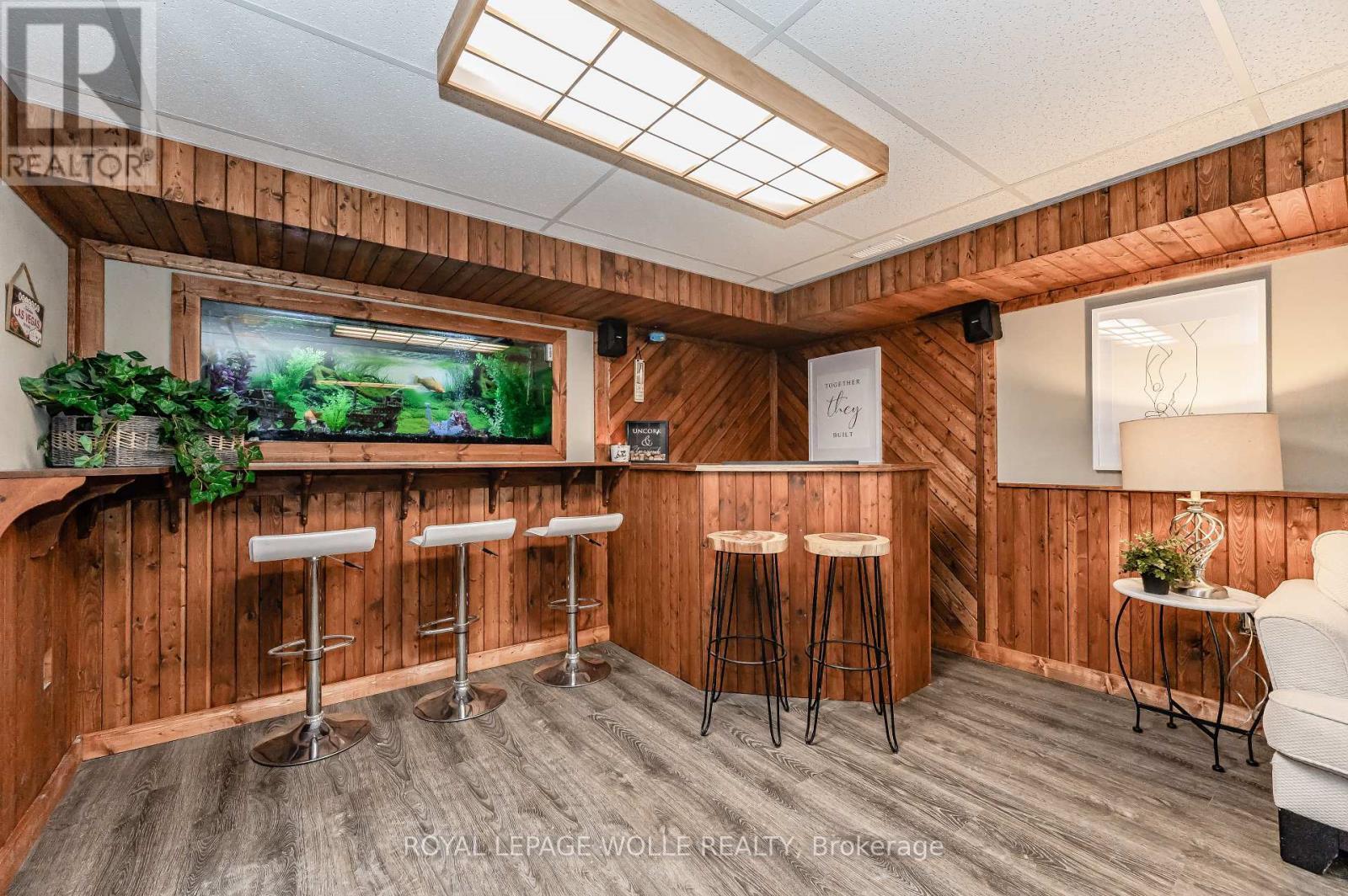 












776 ELIZABETH STREET

,
Kitchener,




Ontario
N2H6H5

