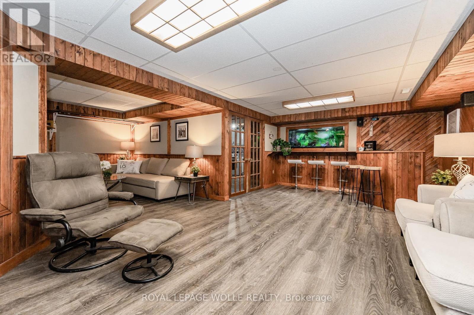 












776 ELIZABETH STREET

,
Kitchener,




Ontario
N2H6H5

