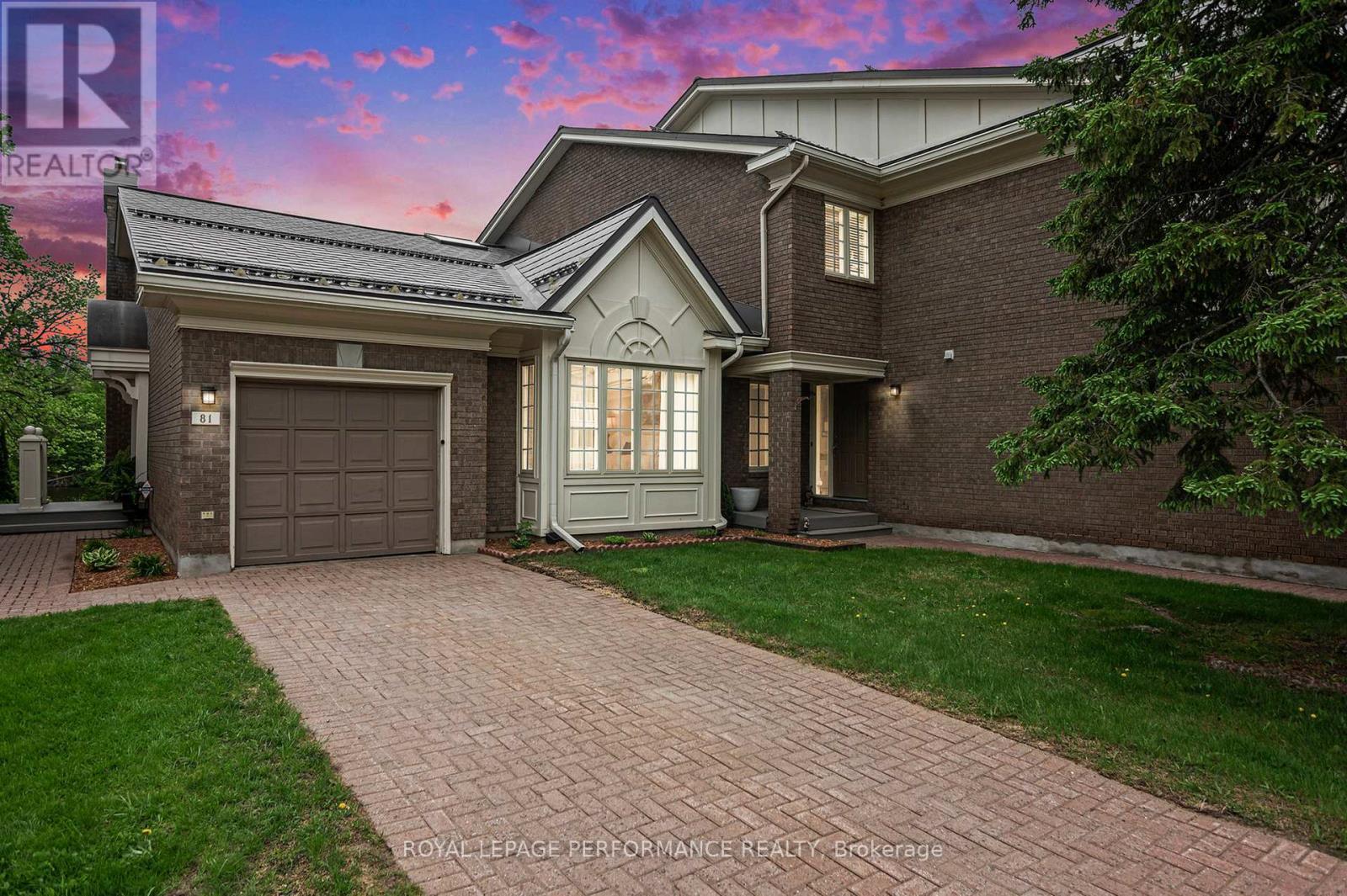 












81 WATERFORD DRIVE

,
Ottawa,




Ontario
K2E7V4

