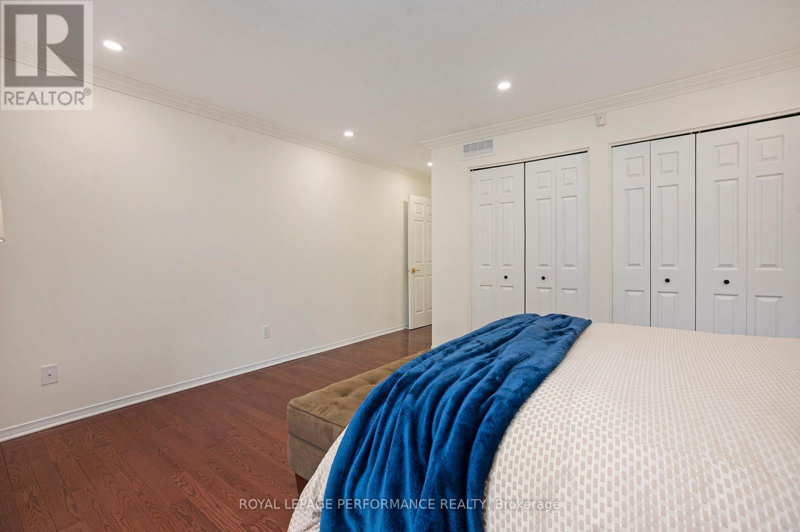 












81 WATERFORD DRIVE

,
Ottawa,




Ontario
K2E7V4

