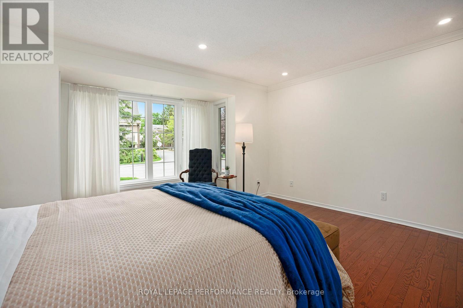 












81 WATERFORD DRIVE

,
Ottawa,




Ontario
K2E7V4

