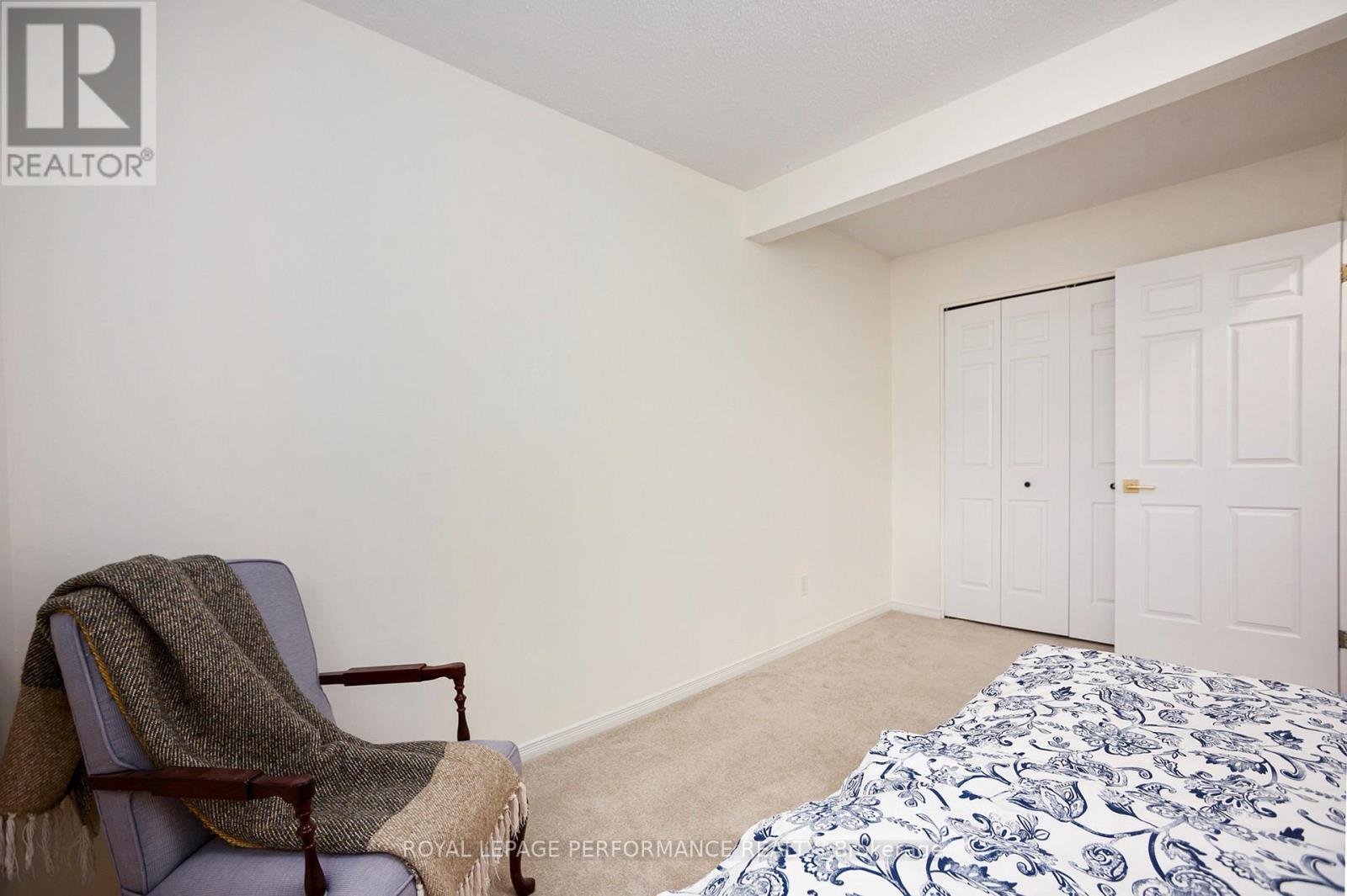 












81 WATERFORD DRIVE

,
Ottawa,




Ontario
K2E7V4

