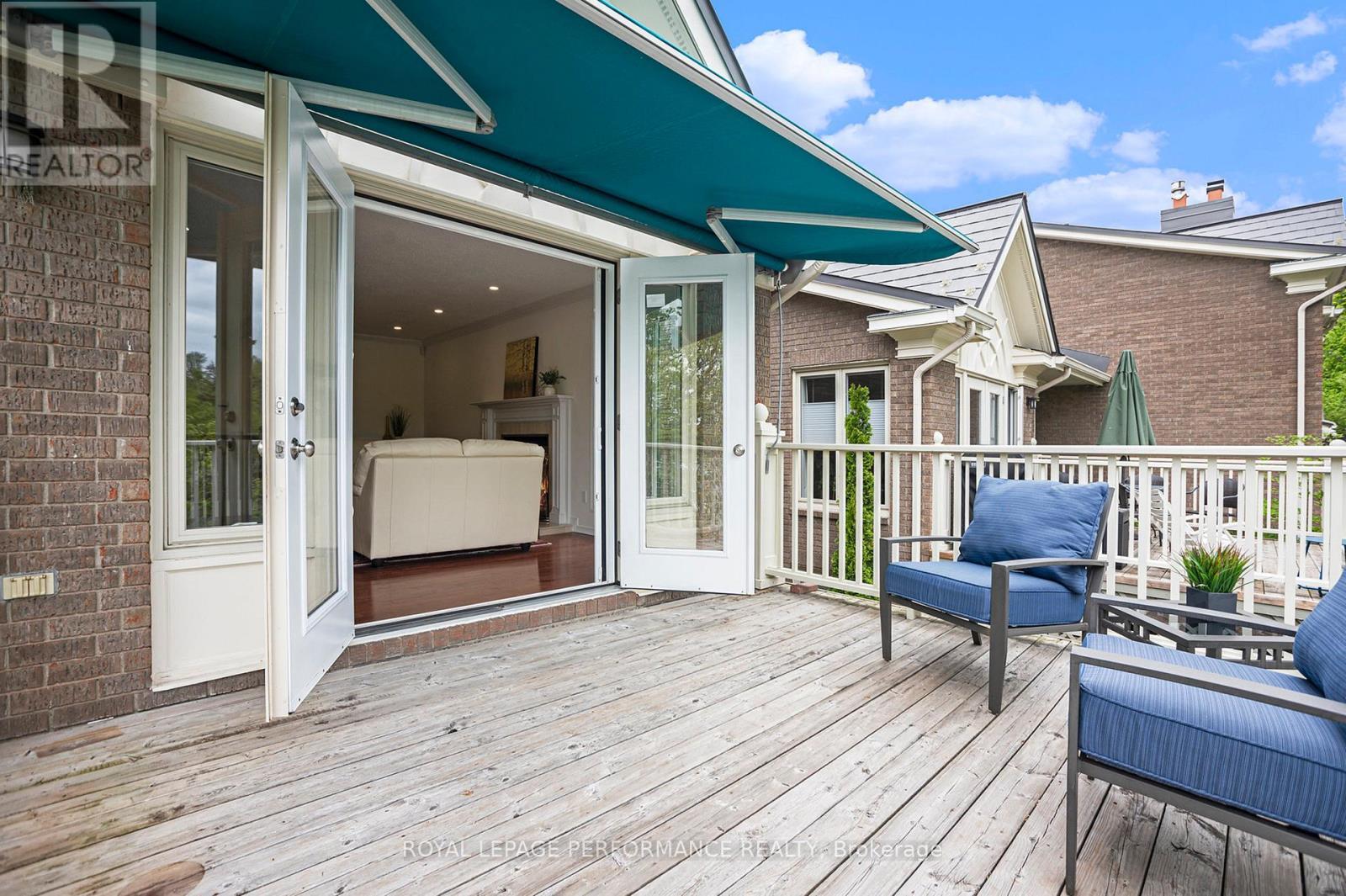 












81 WATERFORD DRIVE

,
Ottawa,




Ontario
K2E7V4

