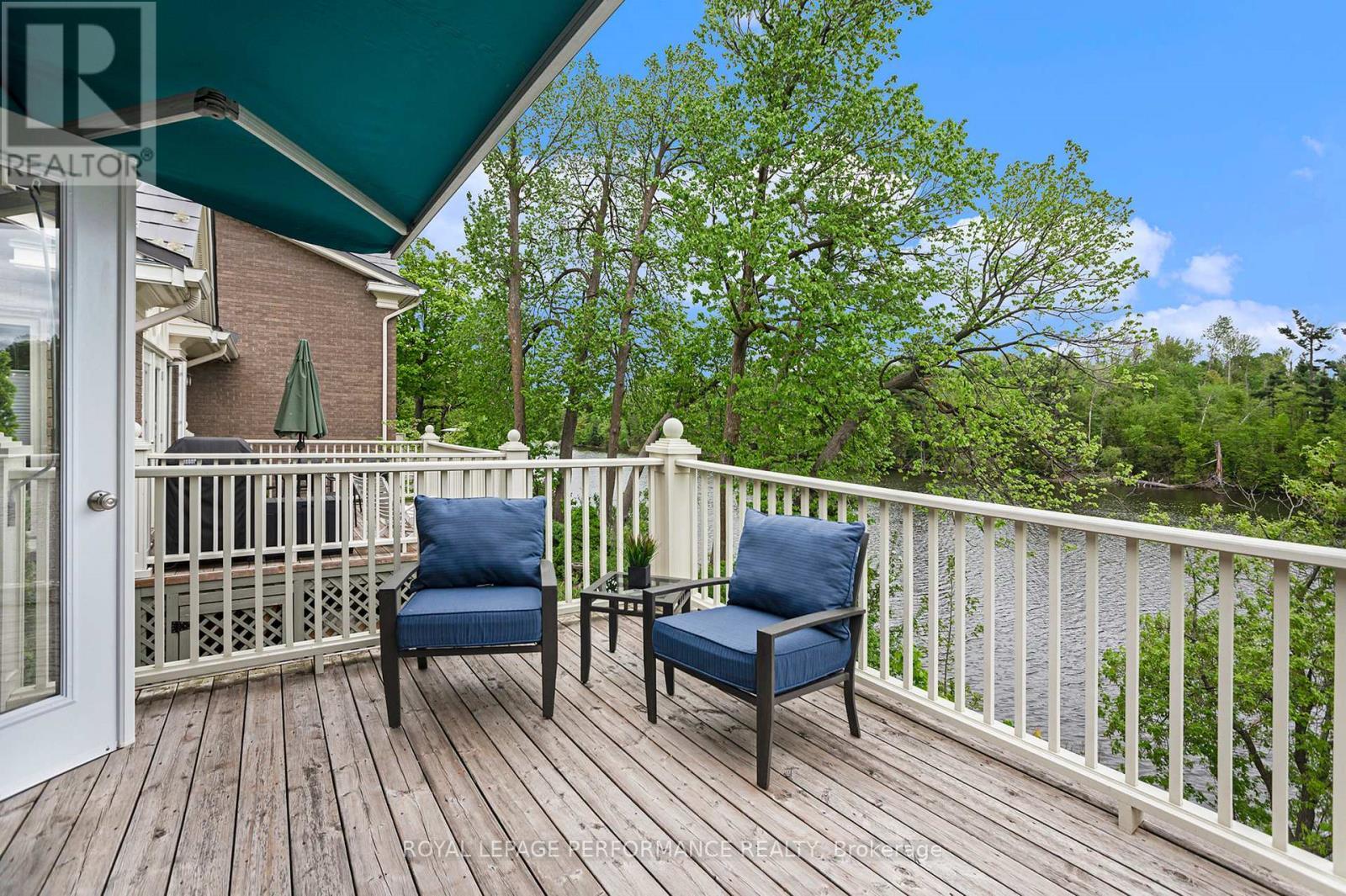 












81 WATERFORD DRIVE

,
Ottawa,




Ontario
K2E7V4

