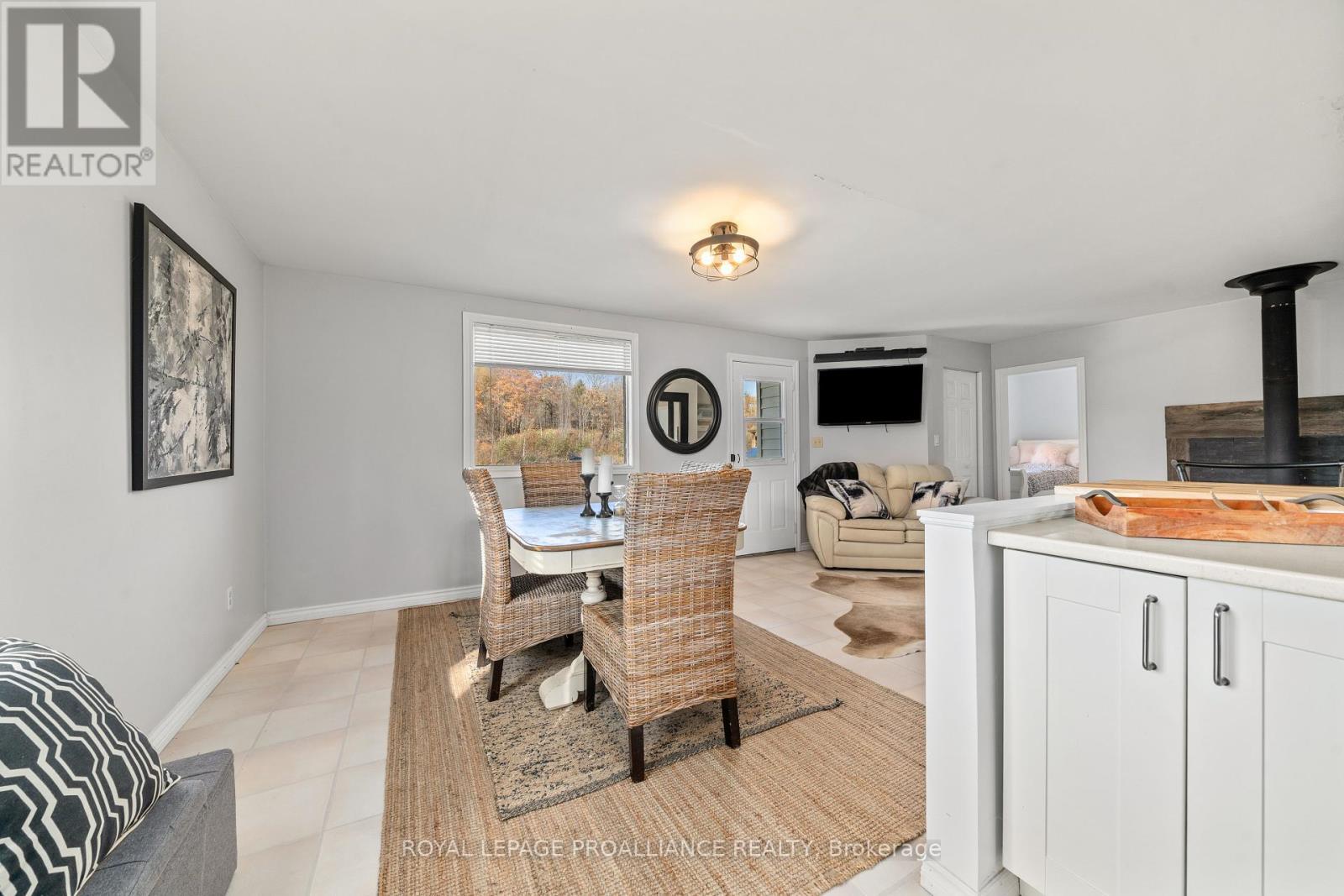 












1019 TURNER WAY

,
Frontenac (Frontenac Centre),




Ontario
K0H1B0

