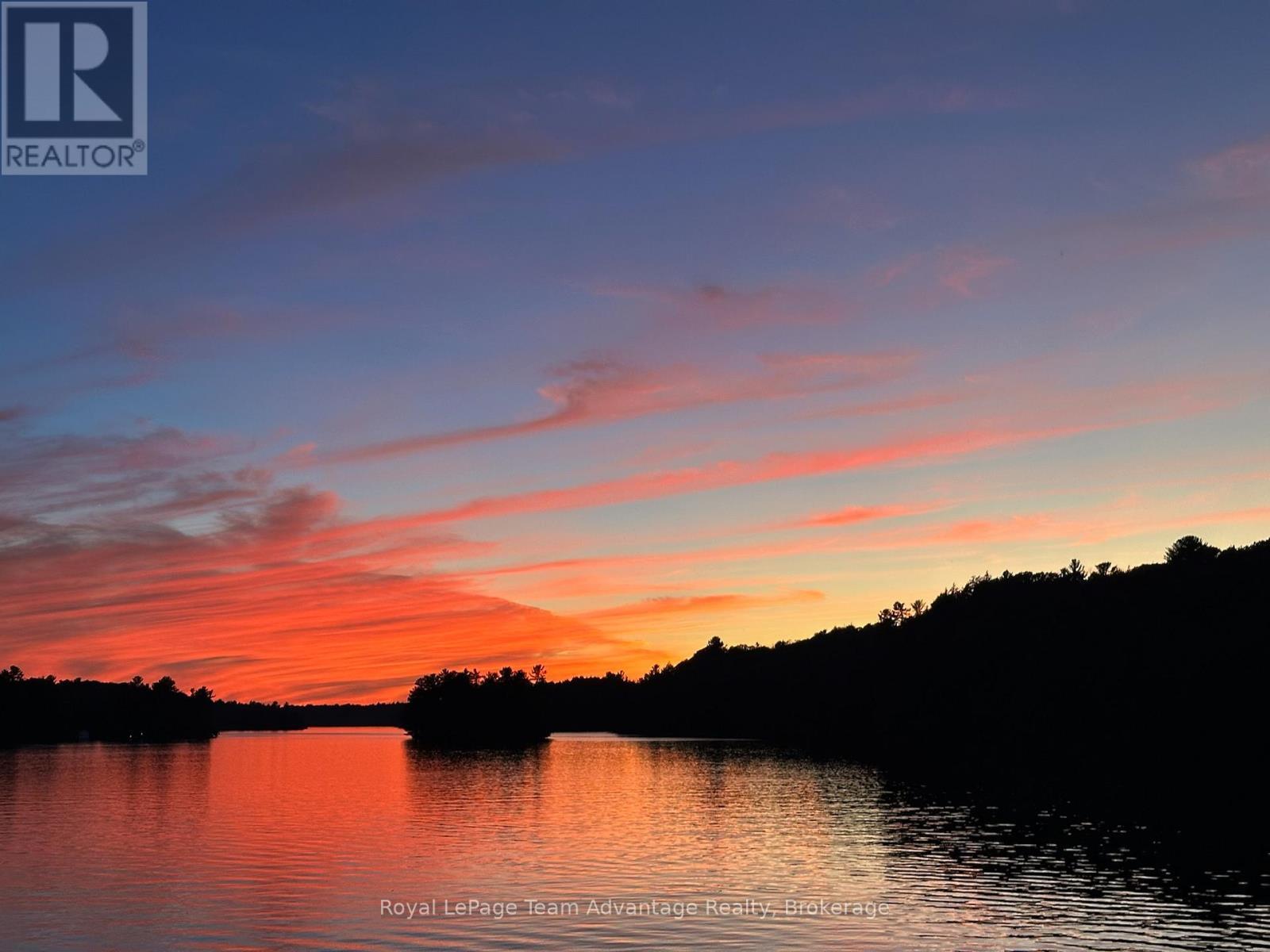 












18 - 1 CRANE WALKER ROAD

,
The Archipelago (Archipelago South),




Ontario
P2A0B7

