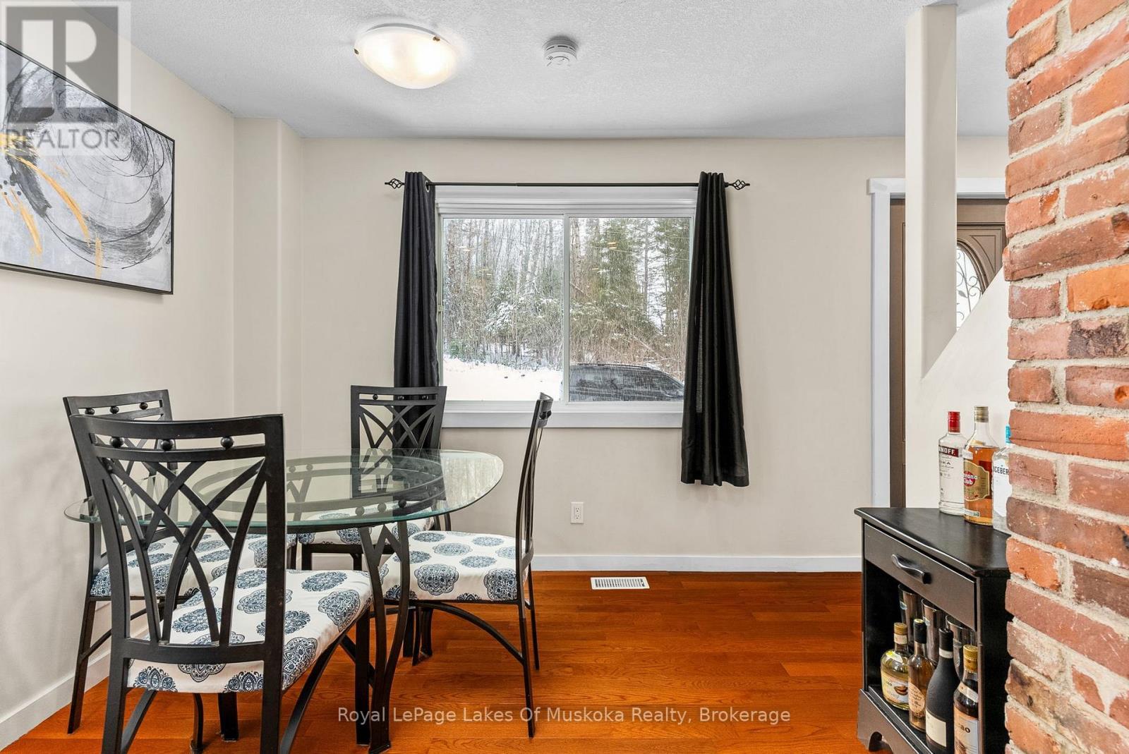 












87 FERGUSON ROAD E

,
Armour,




Ontario
P0A1C0

