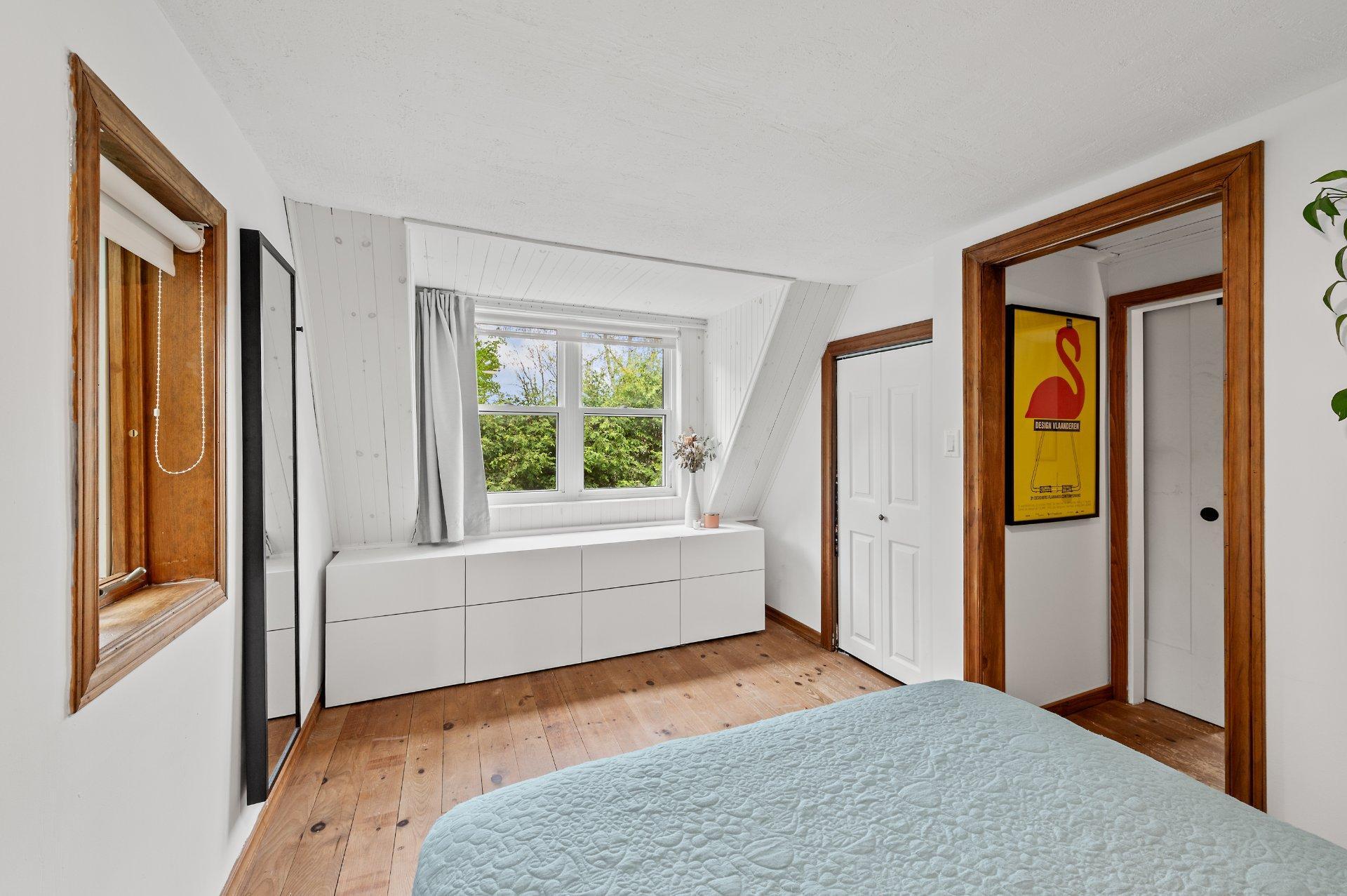 









26


Ch. des Épinettes

,
Sainte-Anne-des-Lacs,




QC
J0R1B0

