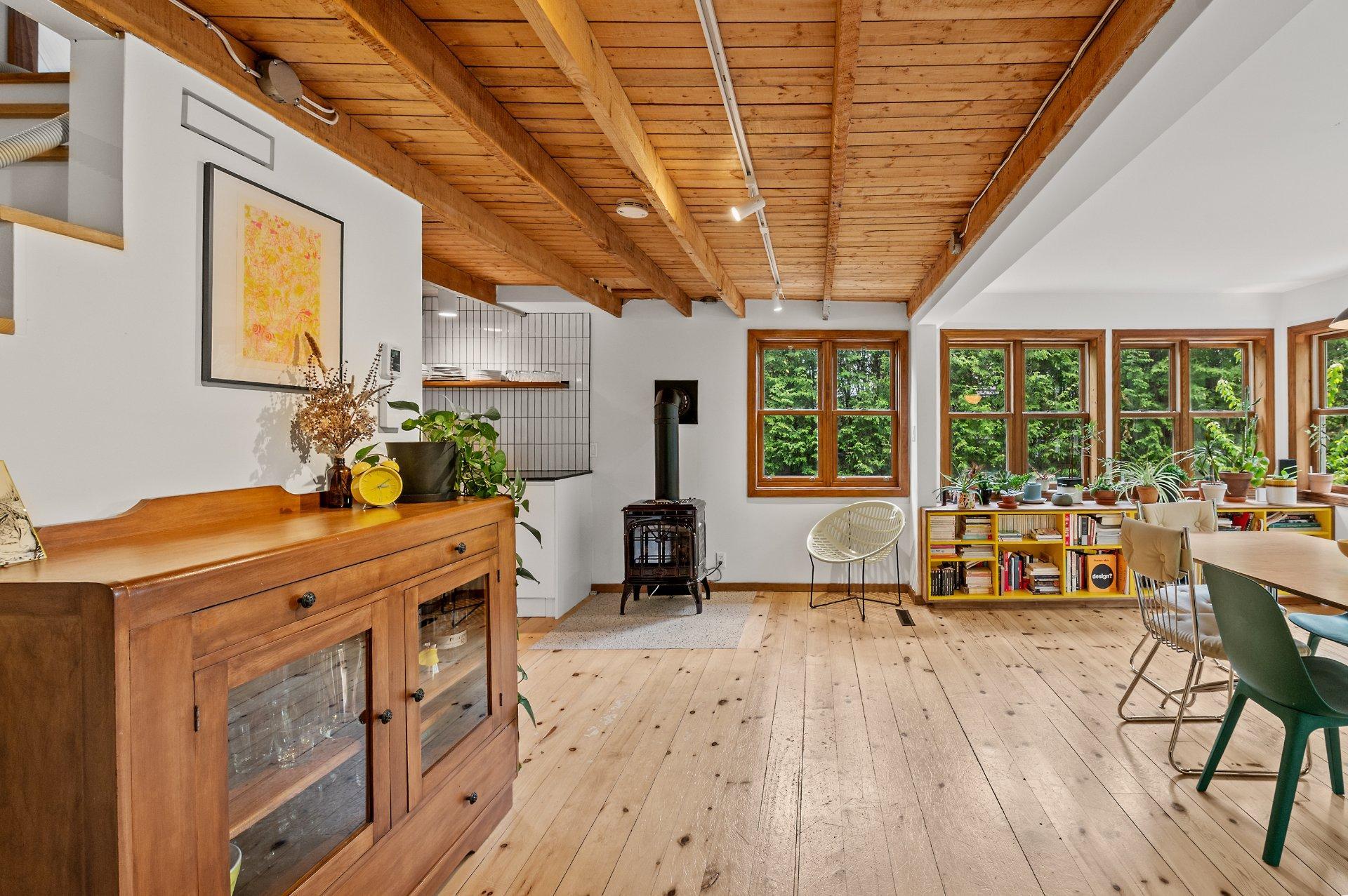 









26


Ch. des Épinettes

,
Sainte-Anne-des-Lacs,




QC
J0R1B0

