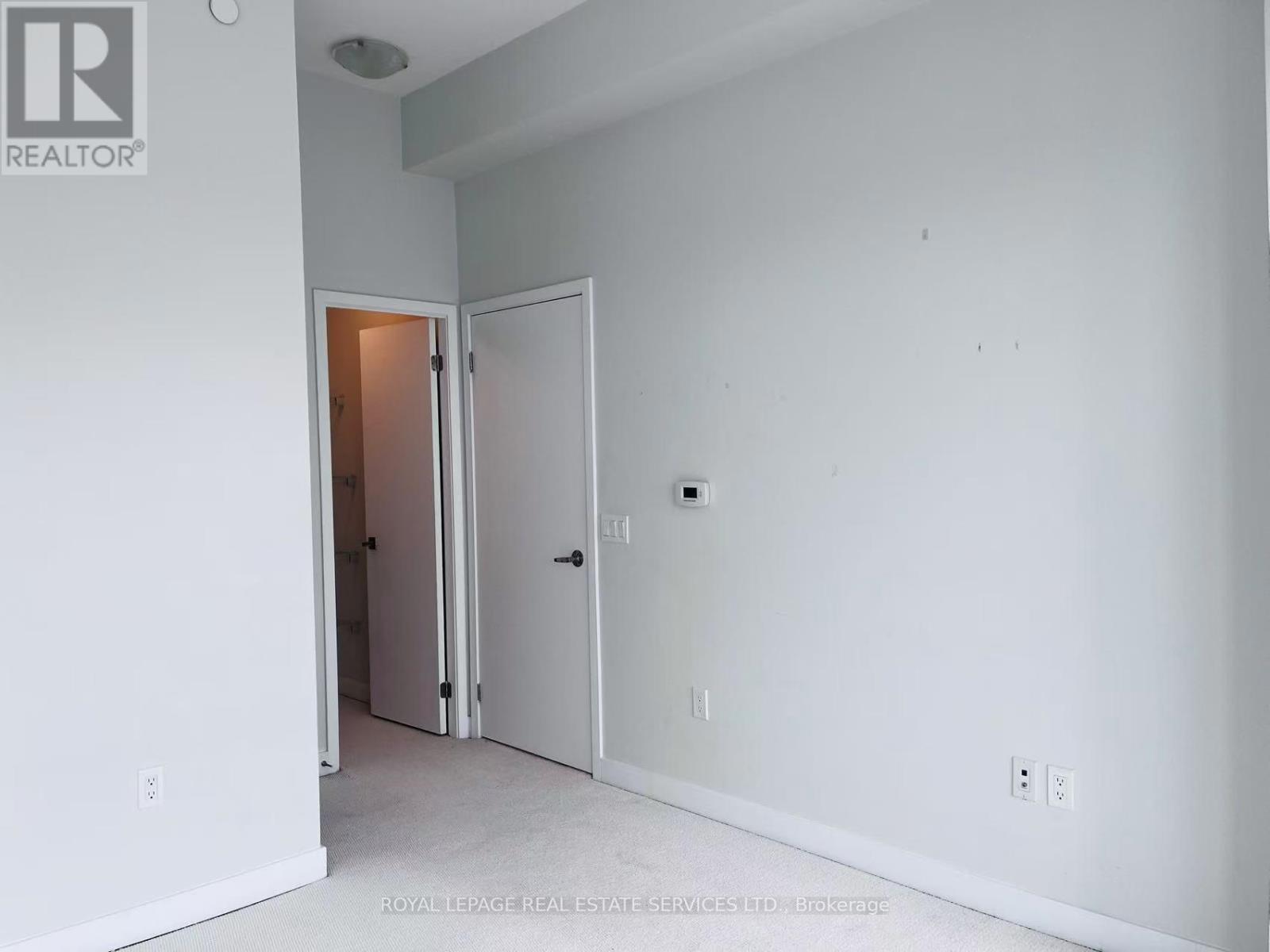 












527 - 4085 PARKSIDE VILLAGE DRIVE

,
Mississauga,




Ontario
L5B0K2

