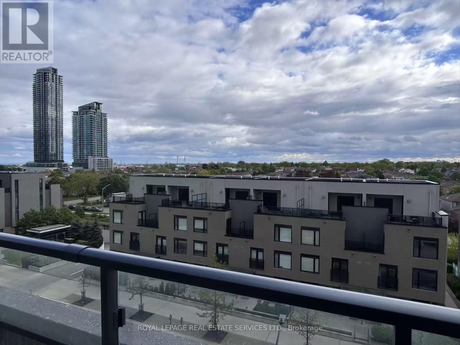












527 - 4085 PARKSIDE VILLAGE DRIVE

,
Mississauga,




Ontario
L5B0K2

