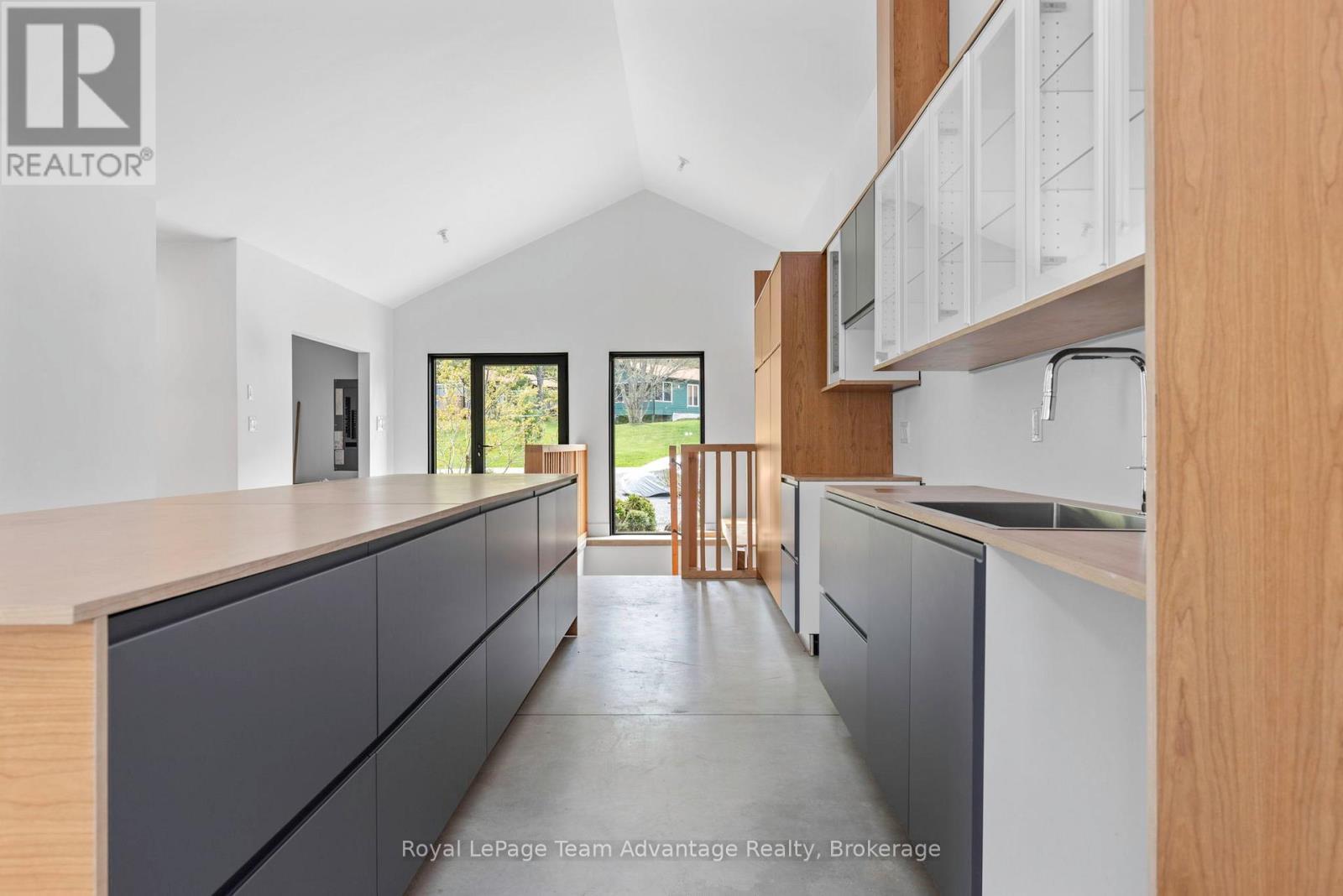 












19 - 1 CRANE WALKER ROAD

,
The Archipelago (Archipelago South),




Ontario
P2A0B7

