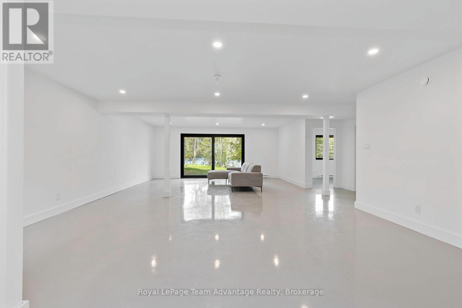












19 - 1 CRANE WALKER ROAD

,
The Archipelago (Archipelago South),




Ontario
P2A0B7

