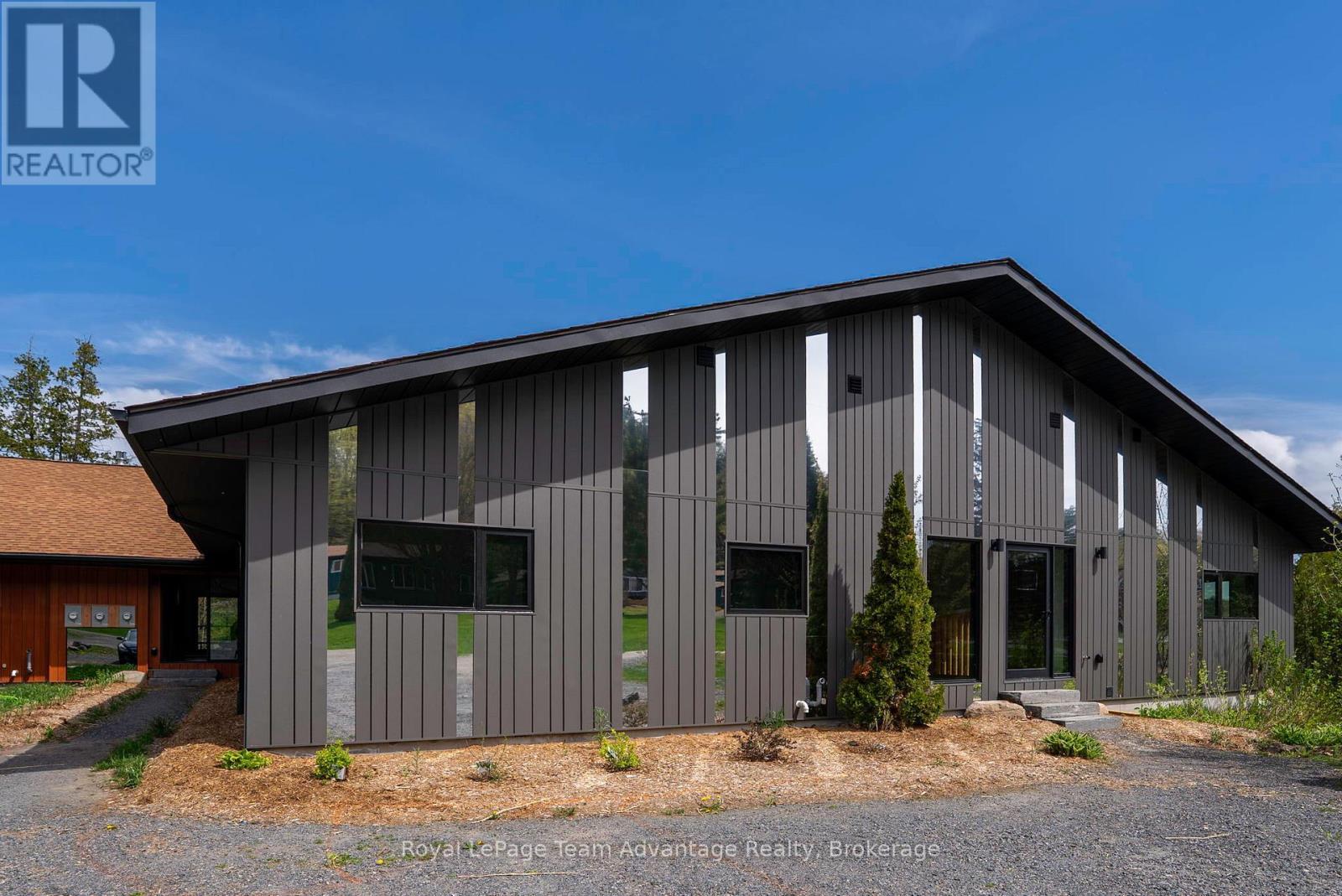 












19 - 1 CRANE WALKER ROAD

,
The Archipelago (Archipelago South),




Ontario
P2A0B7

