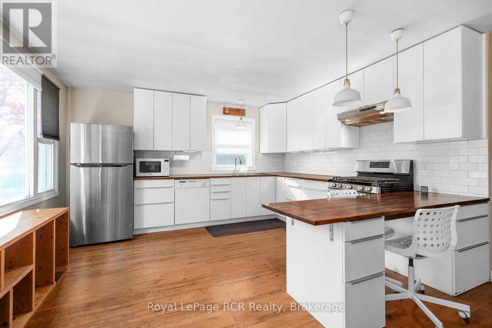 












760 26TH STREET W

,
Owen Sound,




Ontario
N4K4J3

