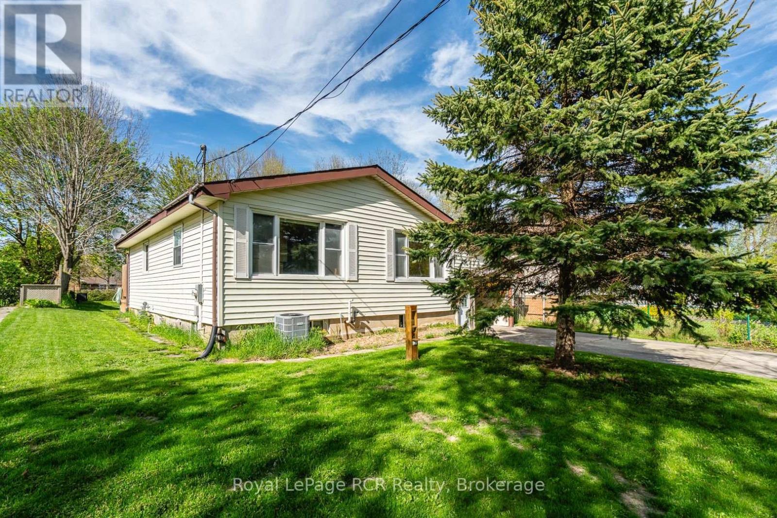 












760 26TH STREET W

,
Owen Sound,




Ontario
N4K4J3

