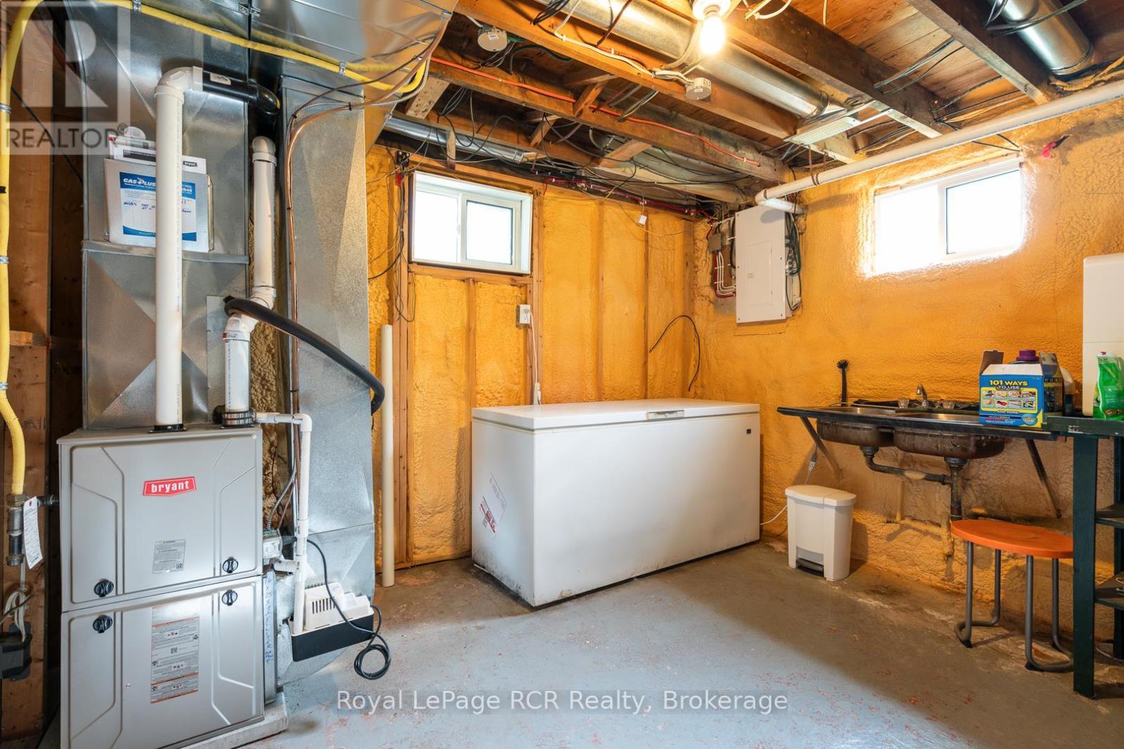 












760 26TH STREET W

,
Owen Sound,




Ontario
N4K4J3

