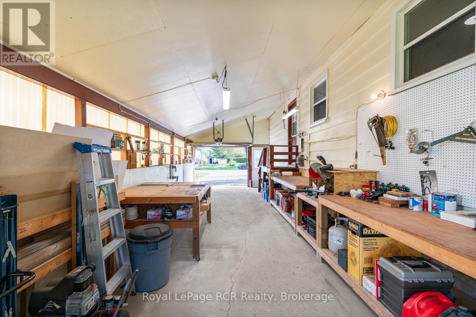 












760 26TH STREET W

,
Owen Sound,




Ontario
N4K4J3

