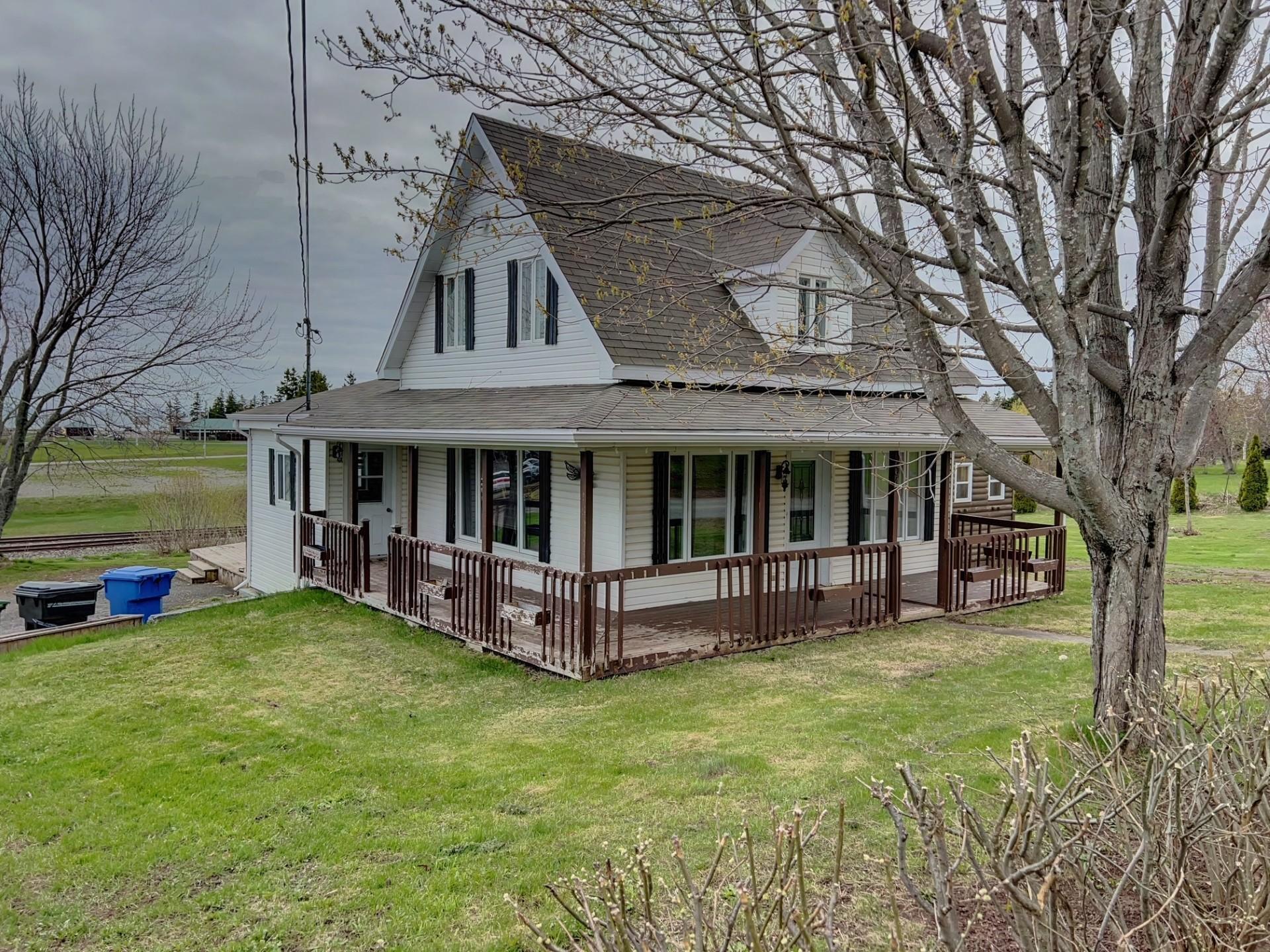 









34


Rue de Vimy

,
New Carlisle,




QC
G0C1Z0

