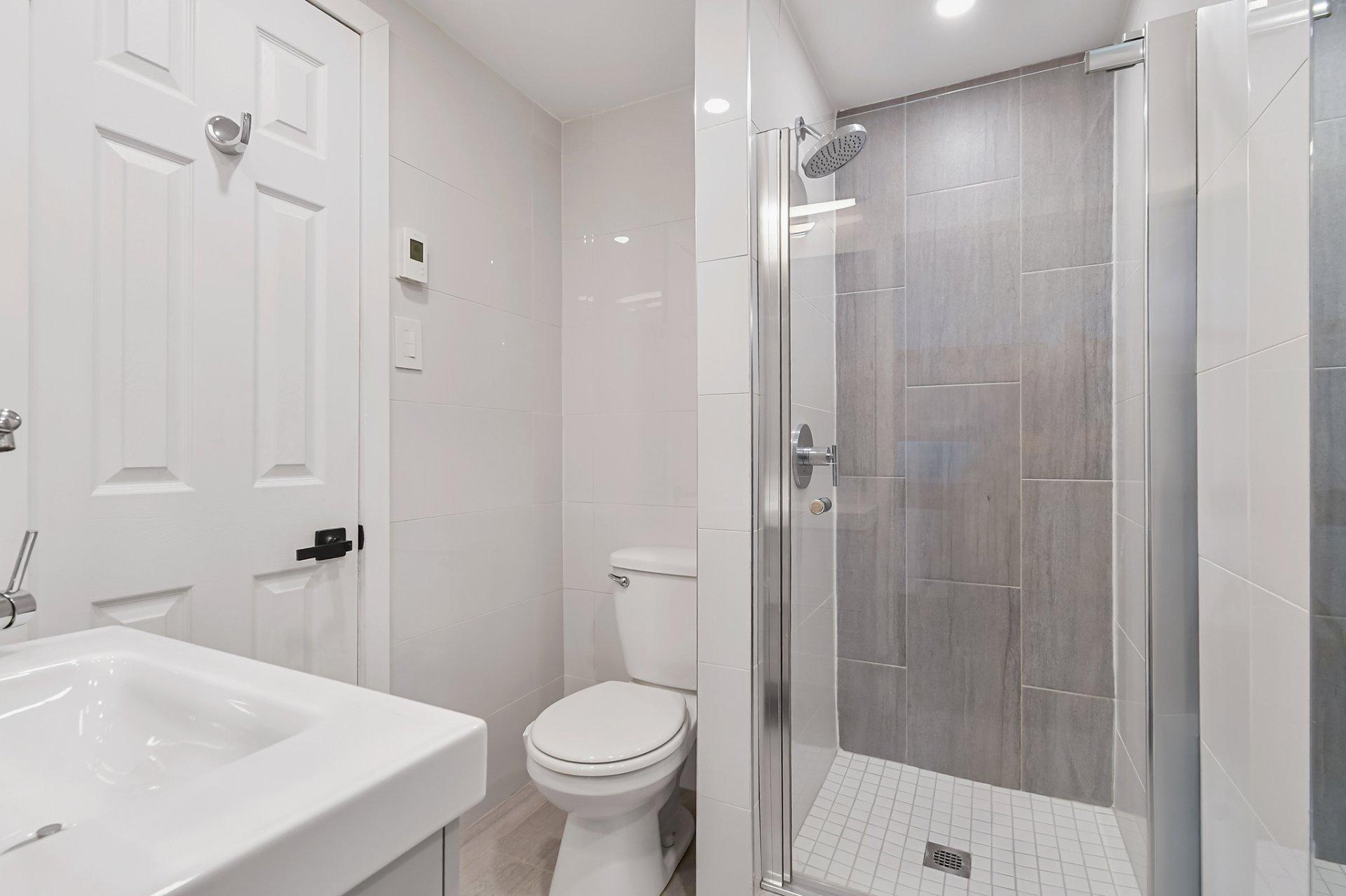









2578


Rue Montpellier

,
Mascouche,




QC
J7K1C5

