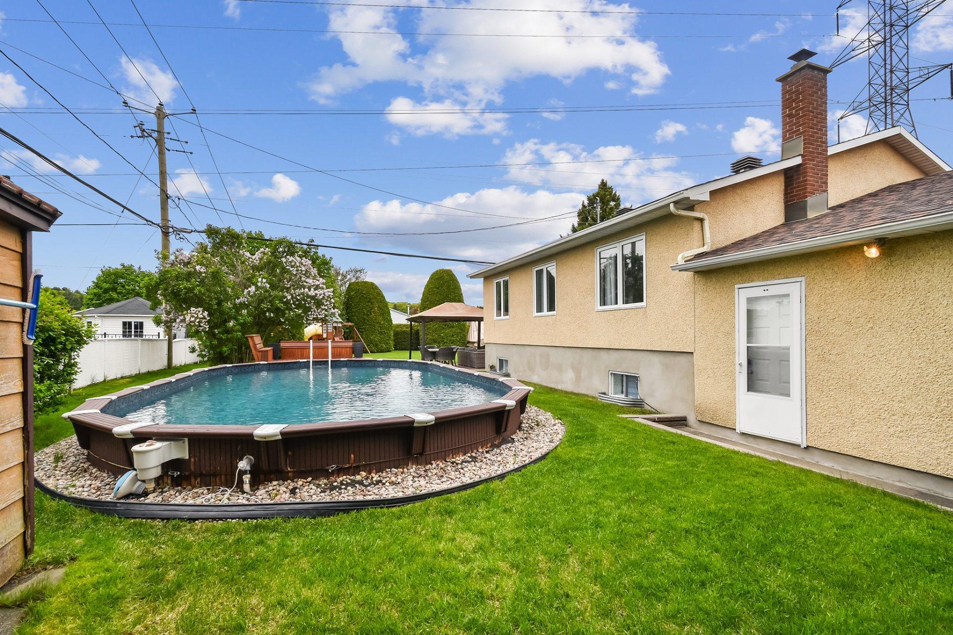 









2578


Rue Montpellier

,
Mascouche,




QC
J7K1C5

