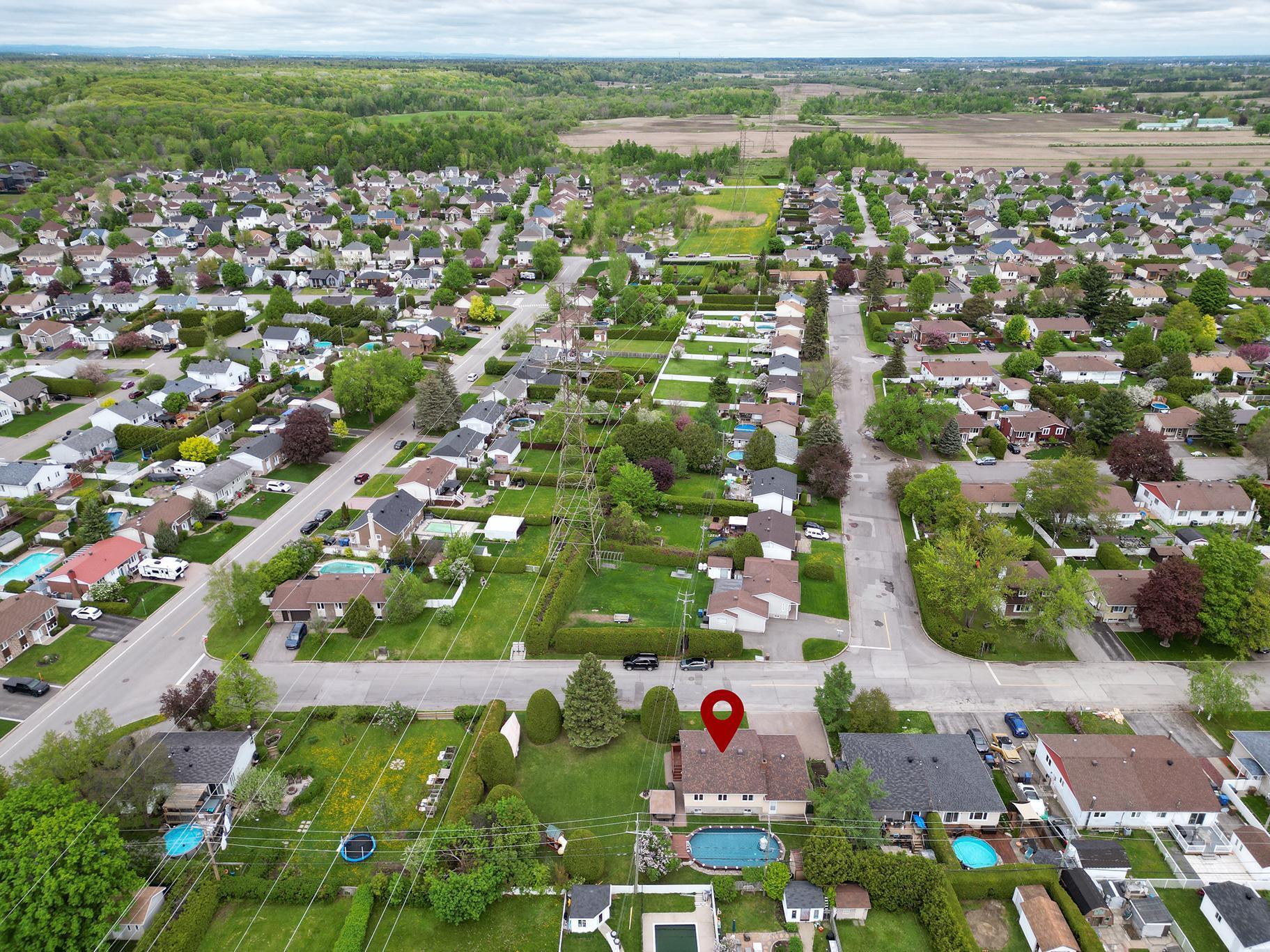 









2578


Rue Montpellier

,
Mascouche,




QC
J7K1C5

