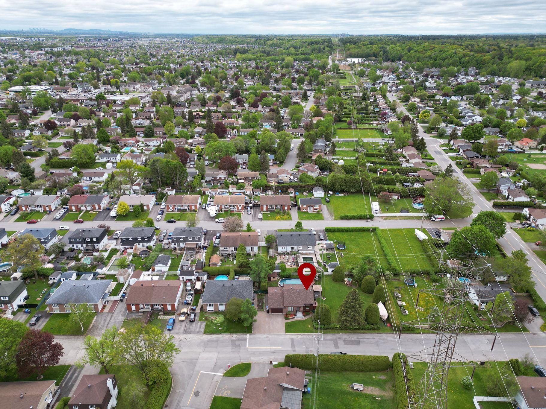 









2578


Rue Montpellier

,
Mascouche,




QC
J7K1C5

