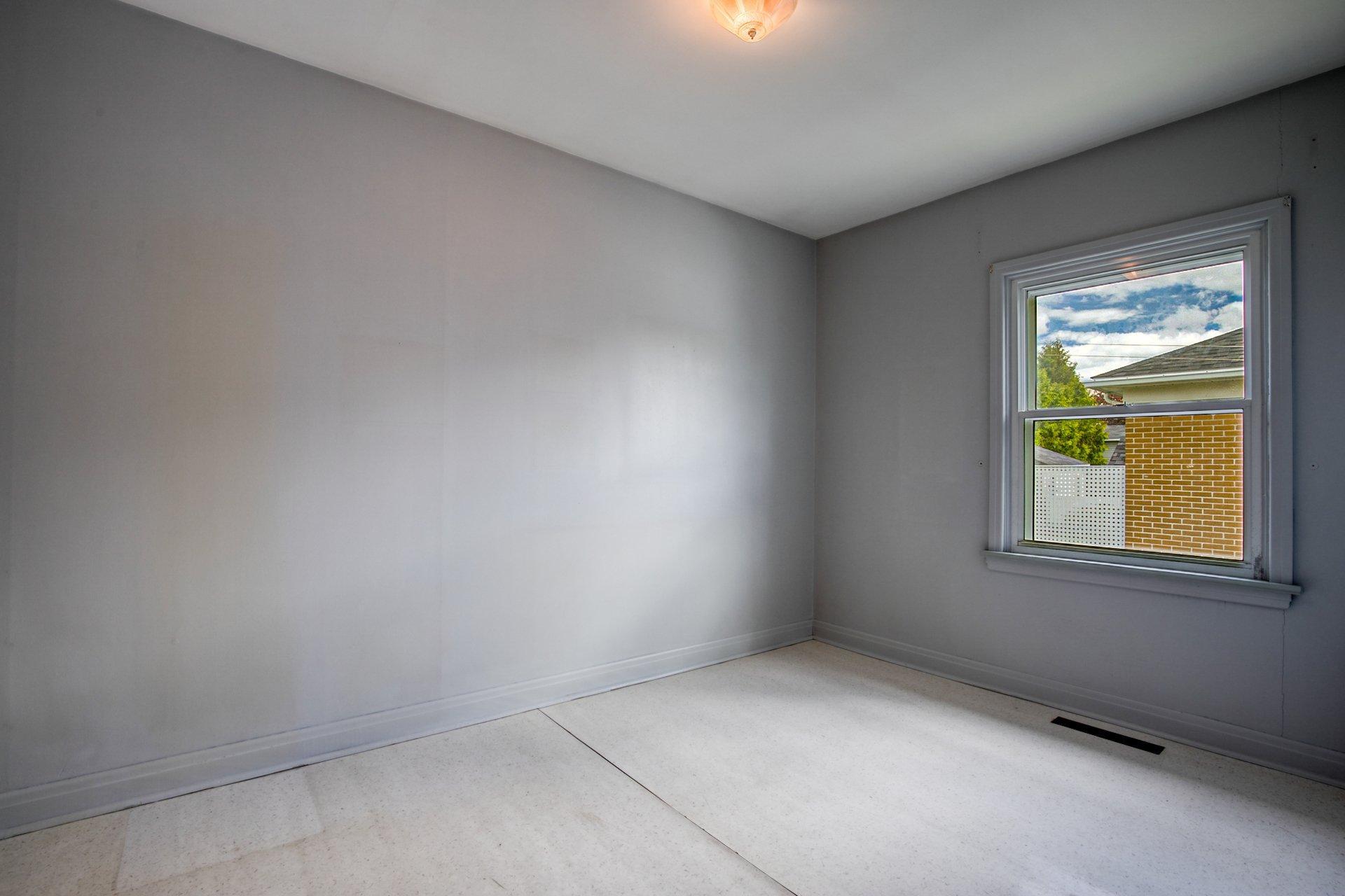 









16530


Av. Messier

,
Saint-Hyacinthe,




QC
J2T3H8

