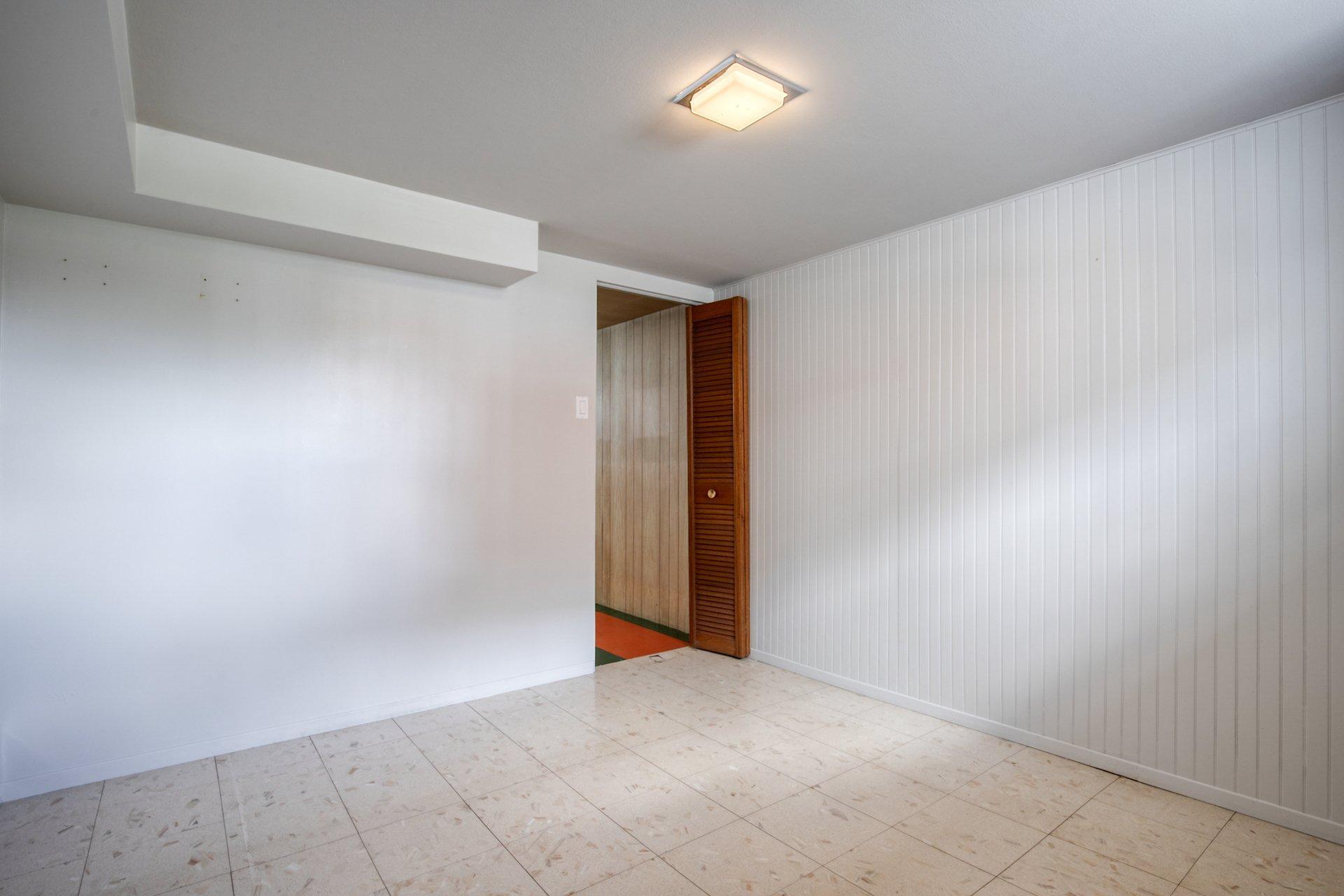 









16530


Av. Messier

,
Saint-Hyacinthe,




QC
J2T3H8

