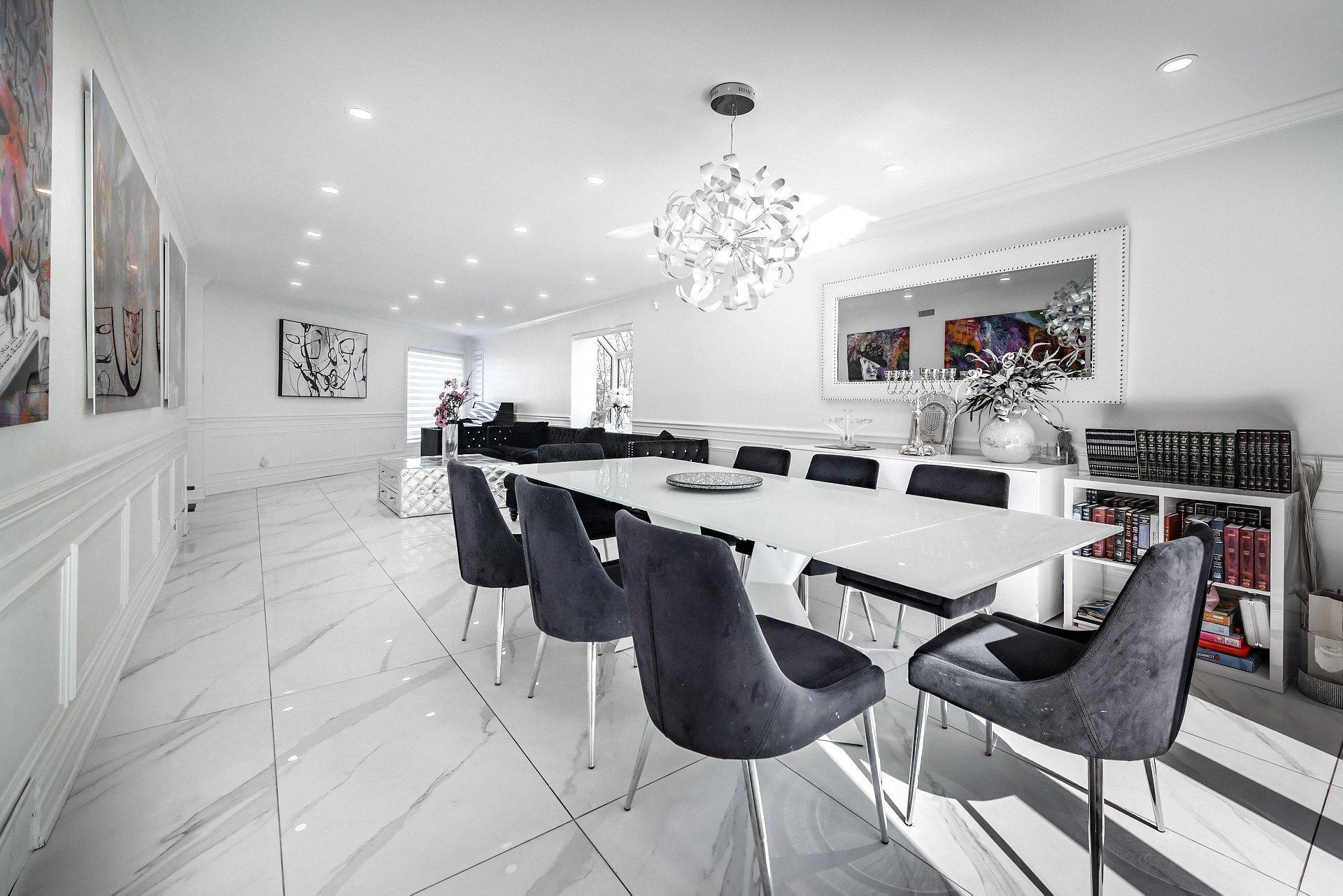 









5886


Av. Beethoven

,
Côte-Saint-Luc,




QC
H4W3C8

