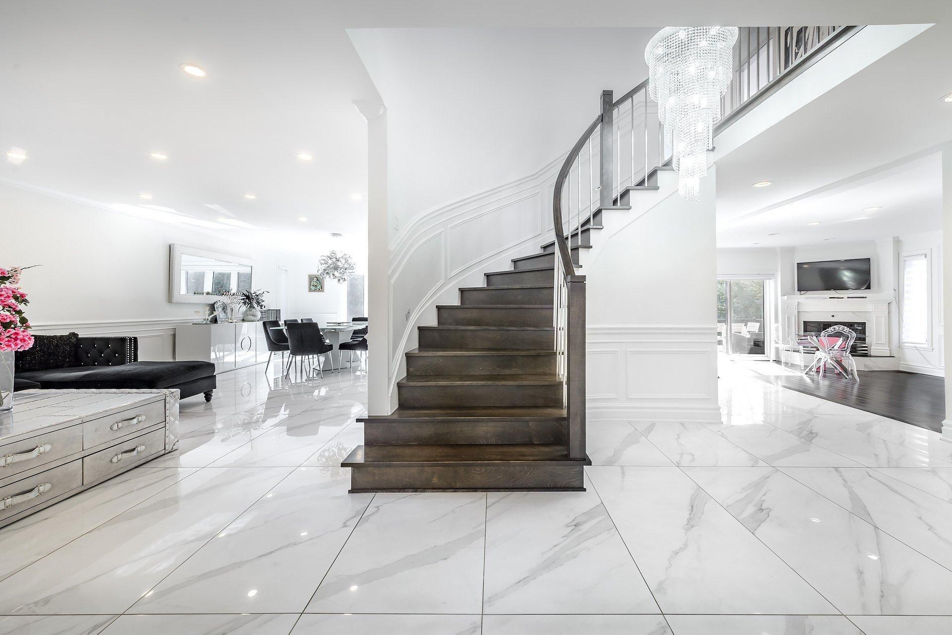 









5886


Av. Beethoven

,
Côte-Saint-Luc,




QC
H4W3C8

