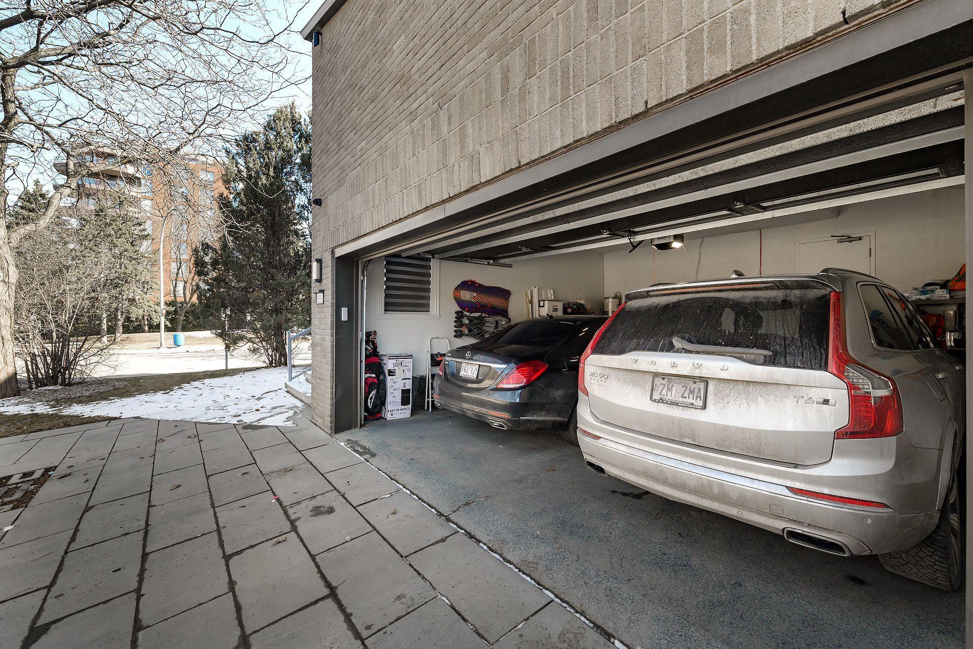 









5886


Av. Beethoven

,
Côte-Saint-Luc,




QC
H4W3C8

