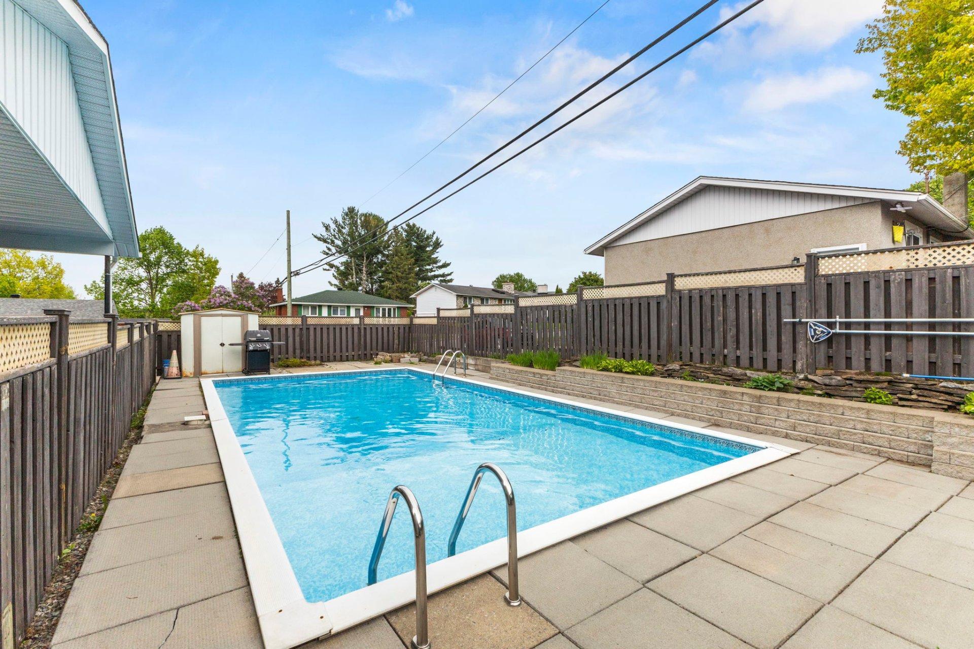 









37


Rue d'Alençon

,
Gatineau (Gatineau),




QC
J8T4N7

