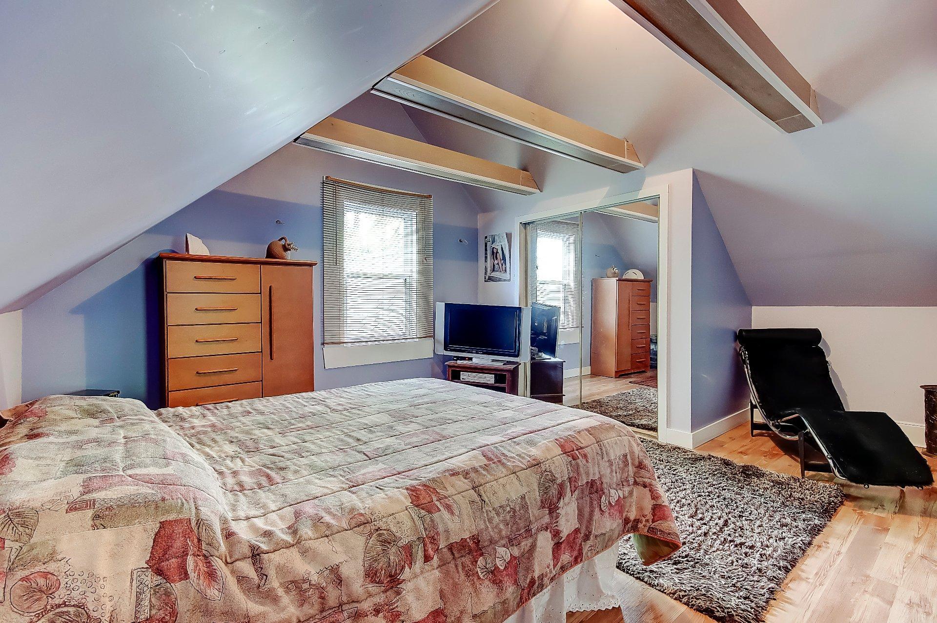









62


Rue De Salaberry

,
Saint-Jean-sur-Richelieu,




QC
J3B6P9


