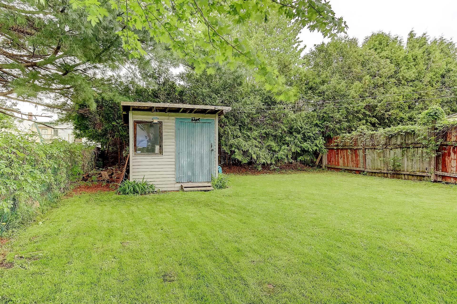 









62


Rue De Salaberry

,
Saint-Jean-sur-Richelieu,




QC
J3B6P9

