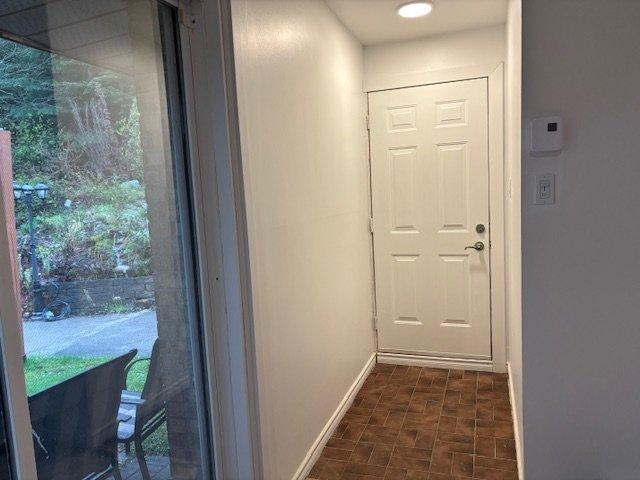 









208


Rue Desjardins

,
Sainte-Agathe-des-Monts,




QC
J8C2W9

