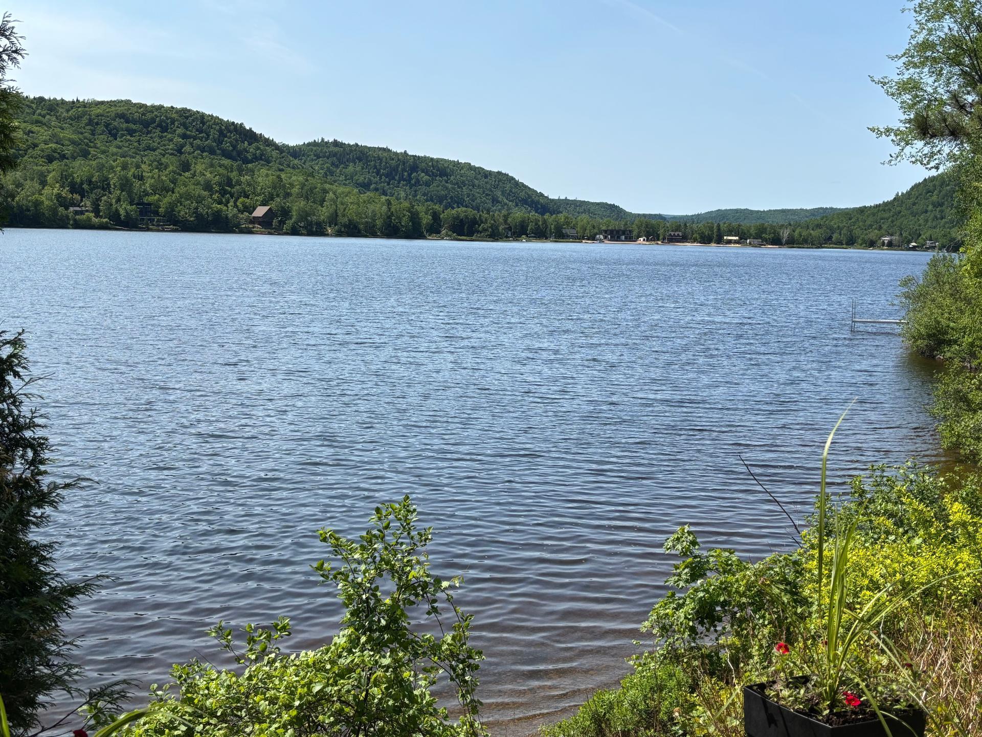 









2020


Ch. du Lac-Ste-Rose N.

,
Mandeville,




QC
J0K1L0

