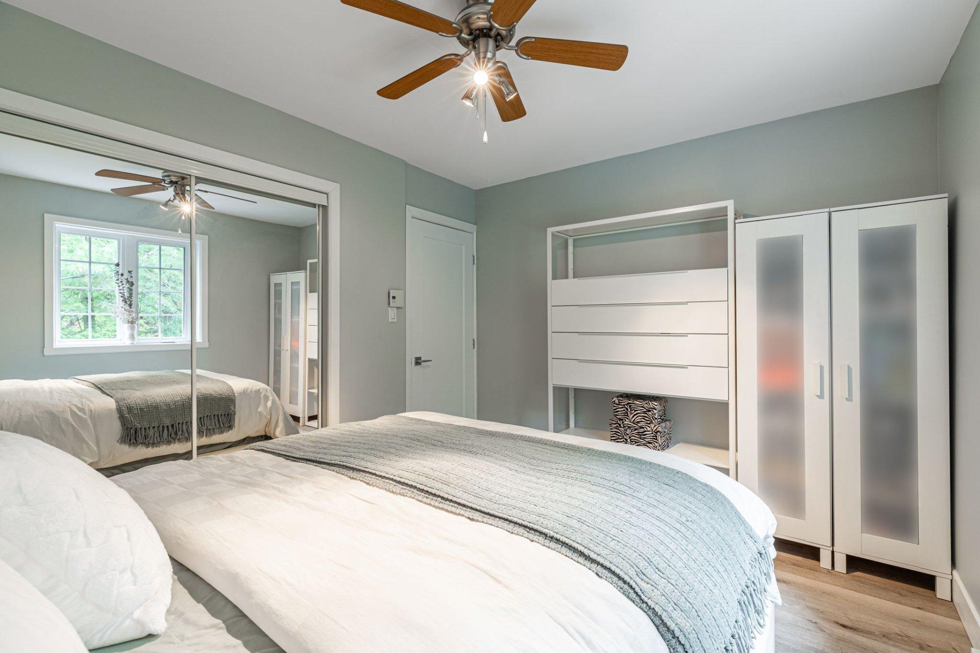 









2020


Ch. du Lac-Ste-Rose N.

,
Mandeville,




QC
J0K1L0

